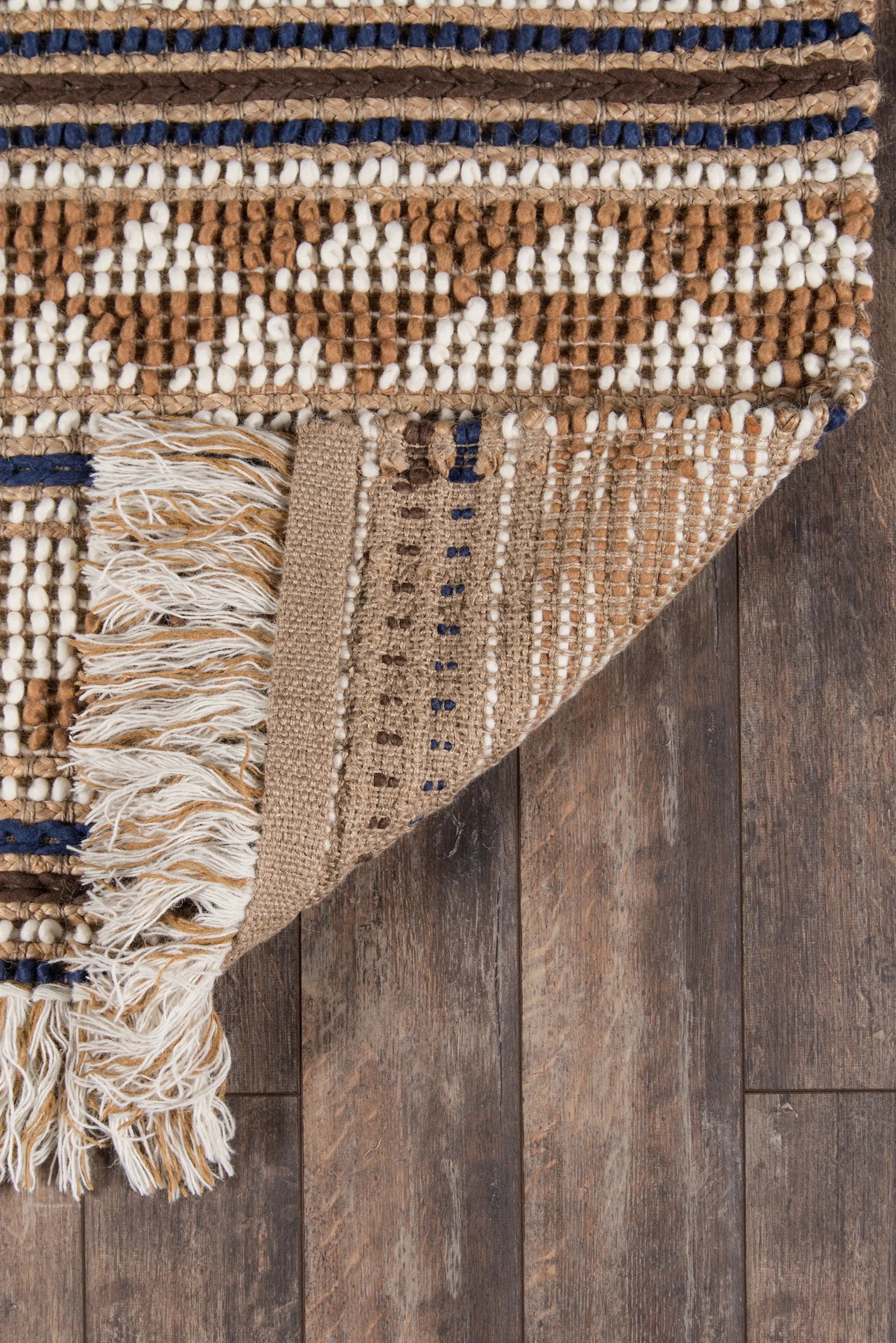 Esme ESM-2 Ivory Area Rug by Momeni