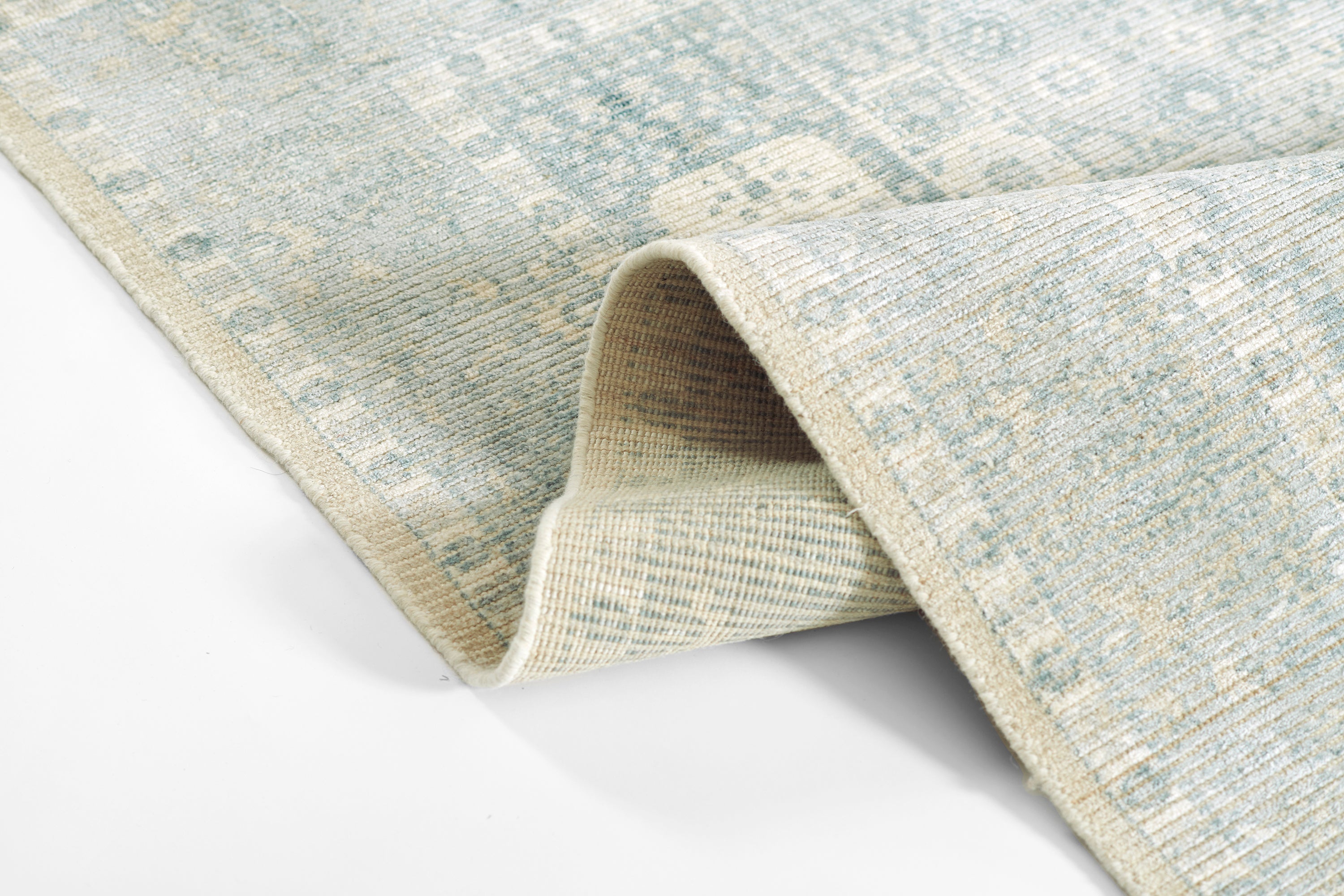 Momeni Estelle EST-5 Blue Hand Loomed Area Rug