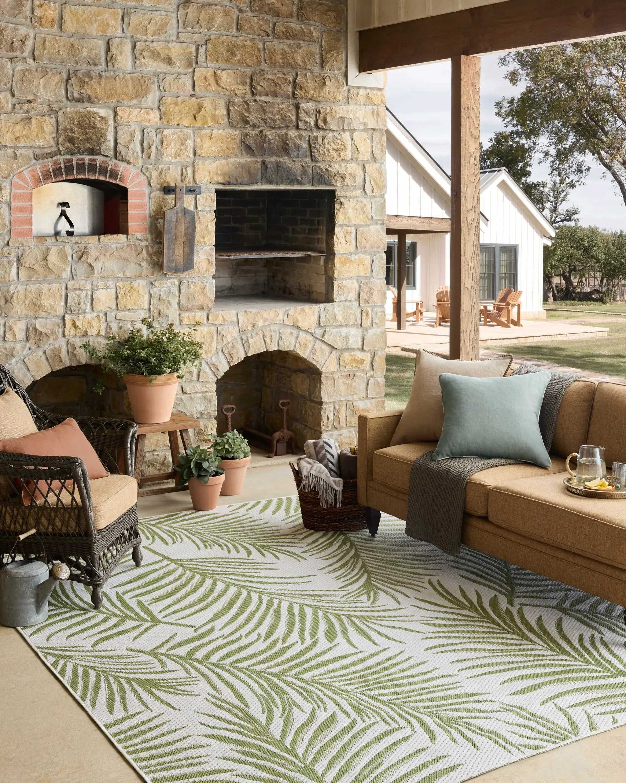 Easton ESN-06 Ivory / Green Area Rug by Loloi