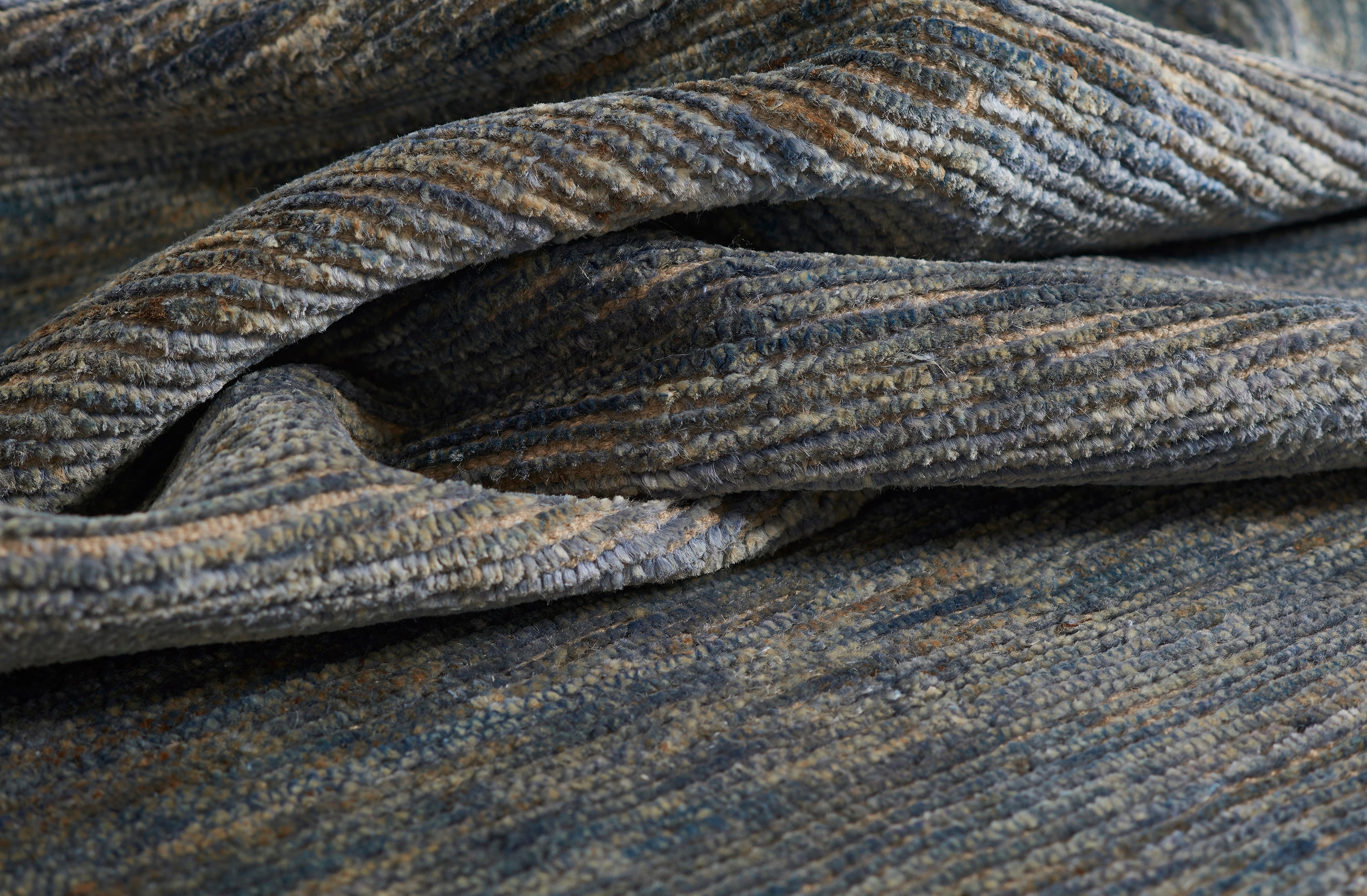 Momeni Etra ET-01 Blue Hand Knotted Area Rug