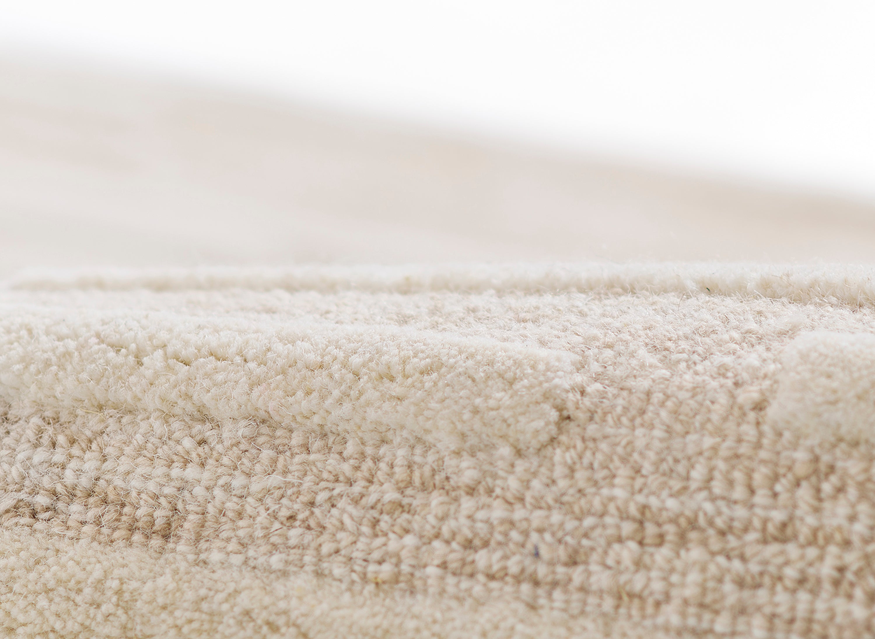 Momeni Everett EVT-3 Taupe Hand Tufted Area Rug
