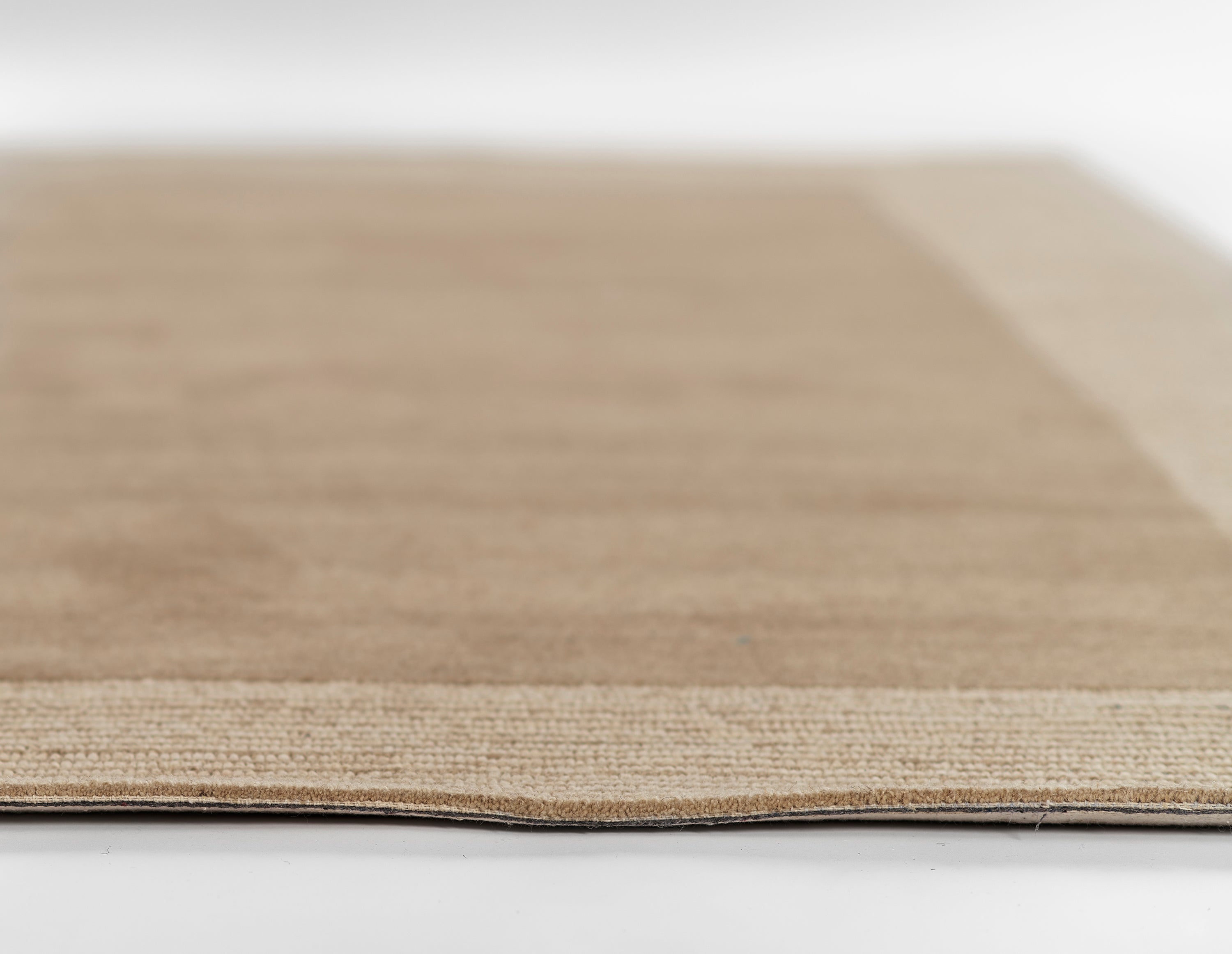 Momeni Everett EVT-6 Taupe Hand Tufted Area Rug