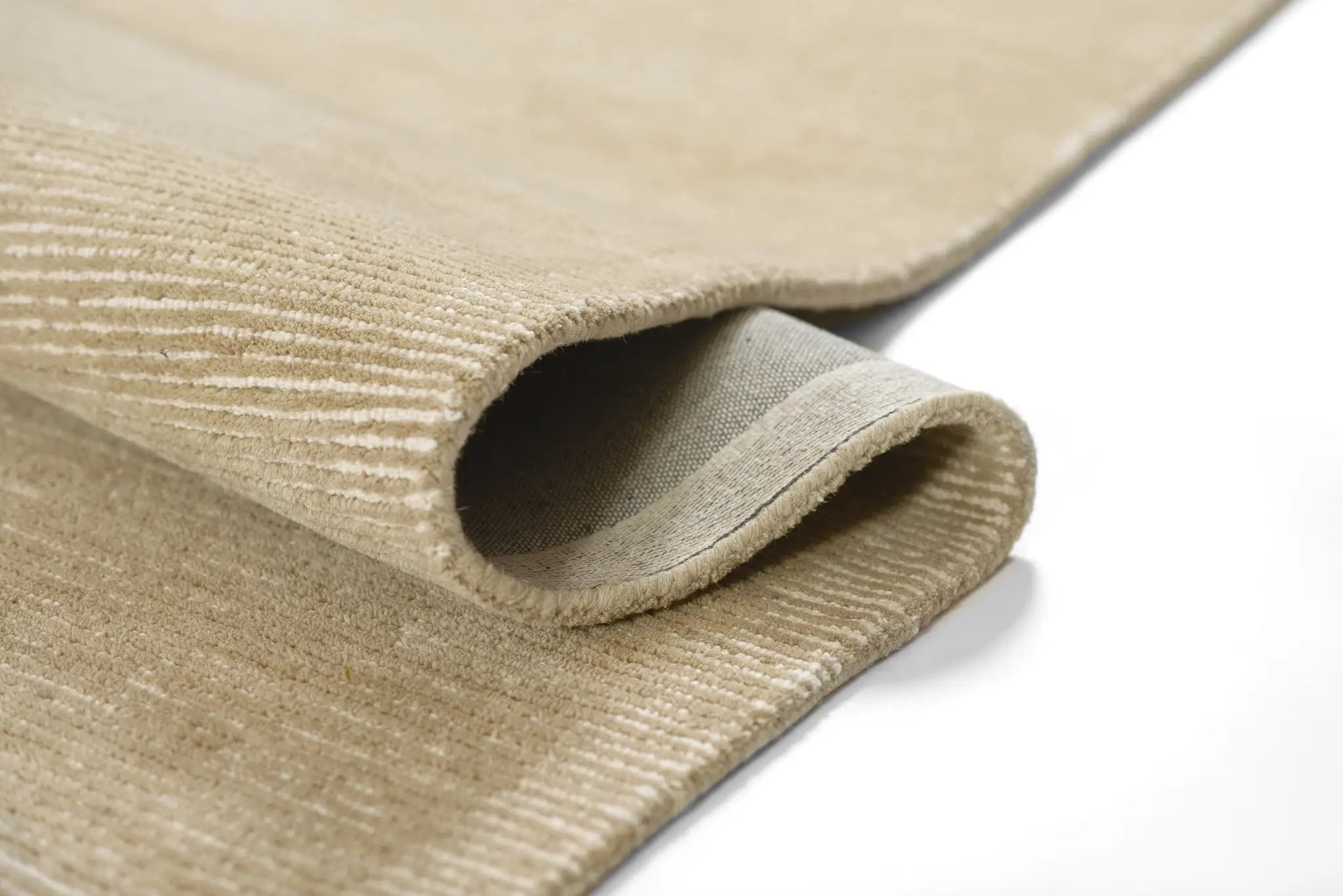 Everett EVT-8 Taupe Area Rug by Momeni