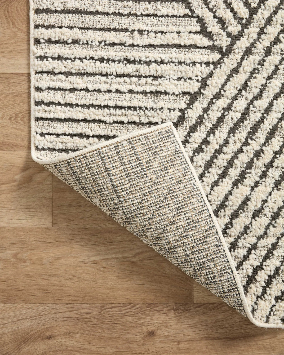 Fabian FAB-06 Charcoal / Ivory Area Rug by Loloi