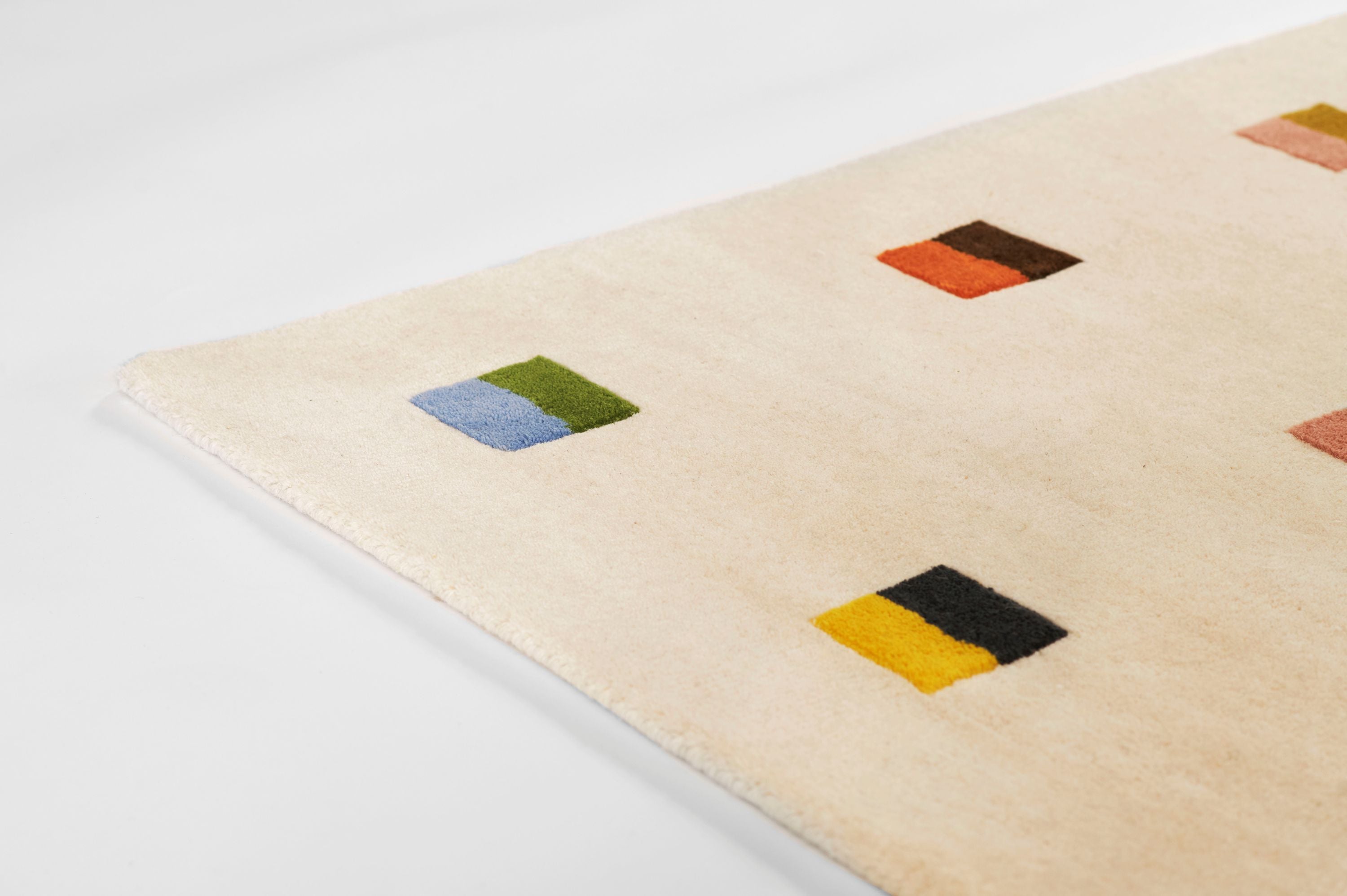 Momeni Form FRM-1 Multicolor Area Rug