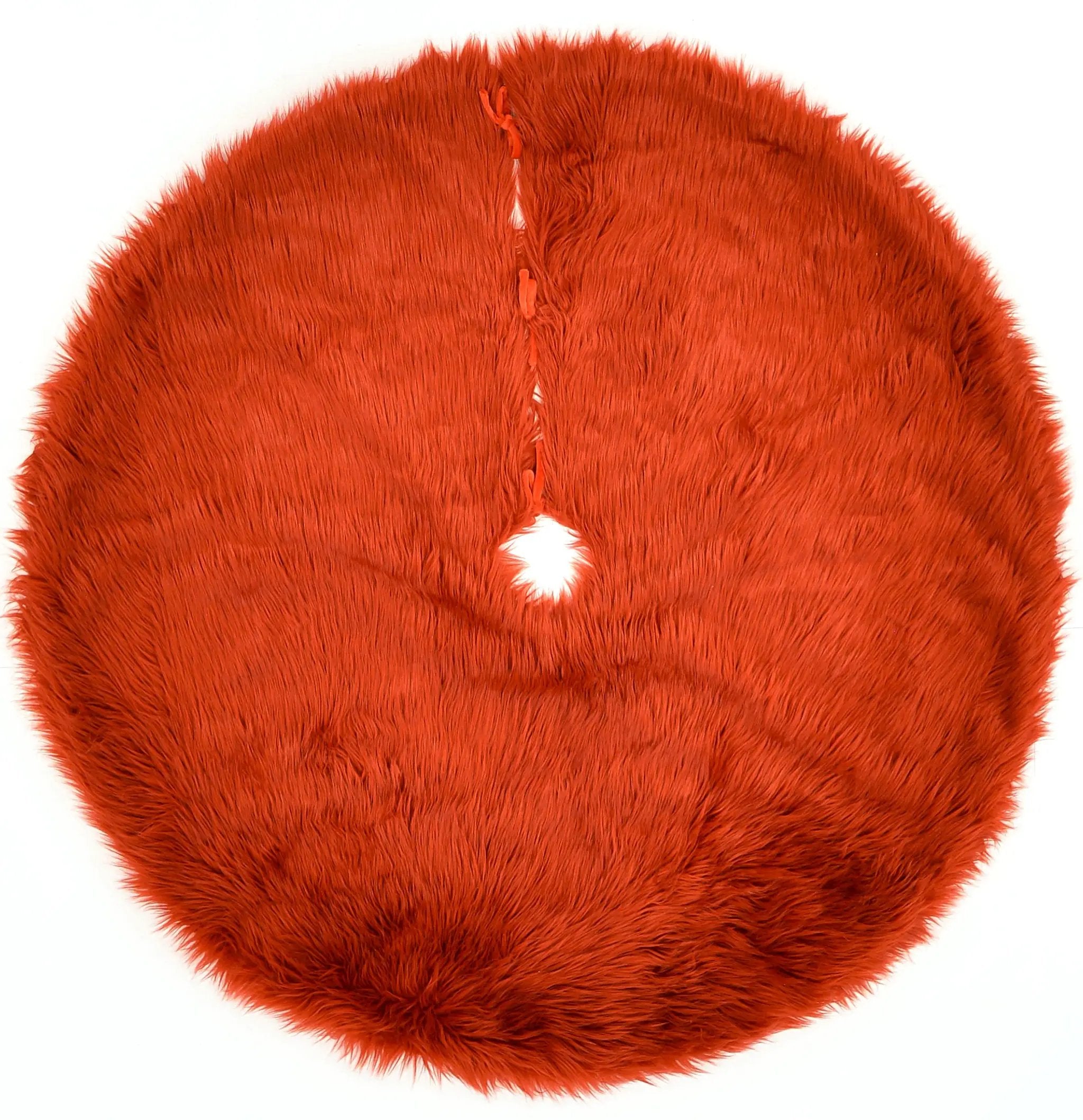 Furry Tree Skirt FTS-1 by Momeni