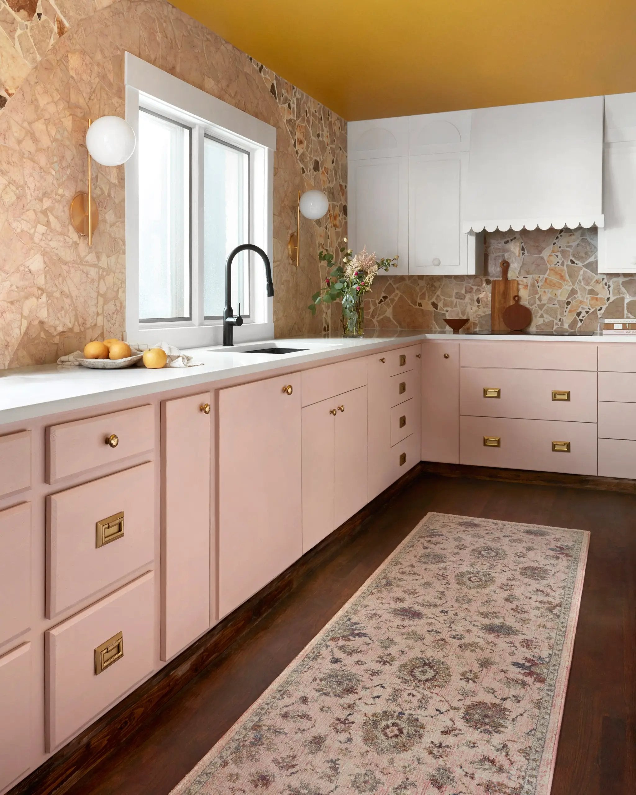 Giada GIA-03 Blush / Multi Area Rug by Loloi