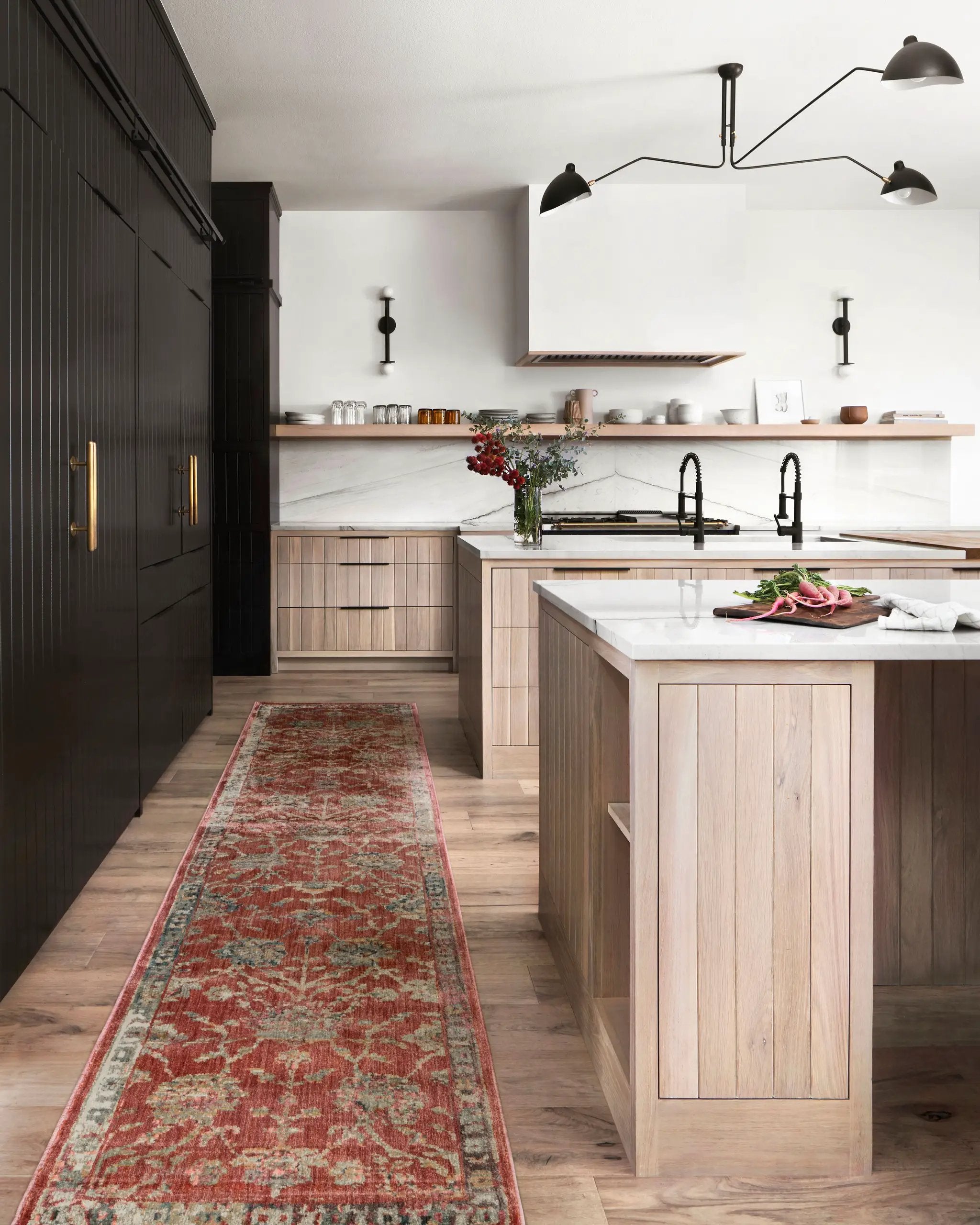 Giada GIA-05 Red / Multi Area Rug by Loloi