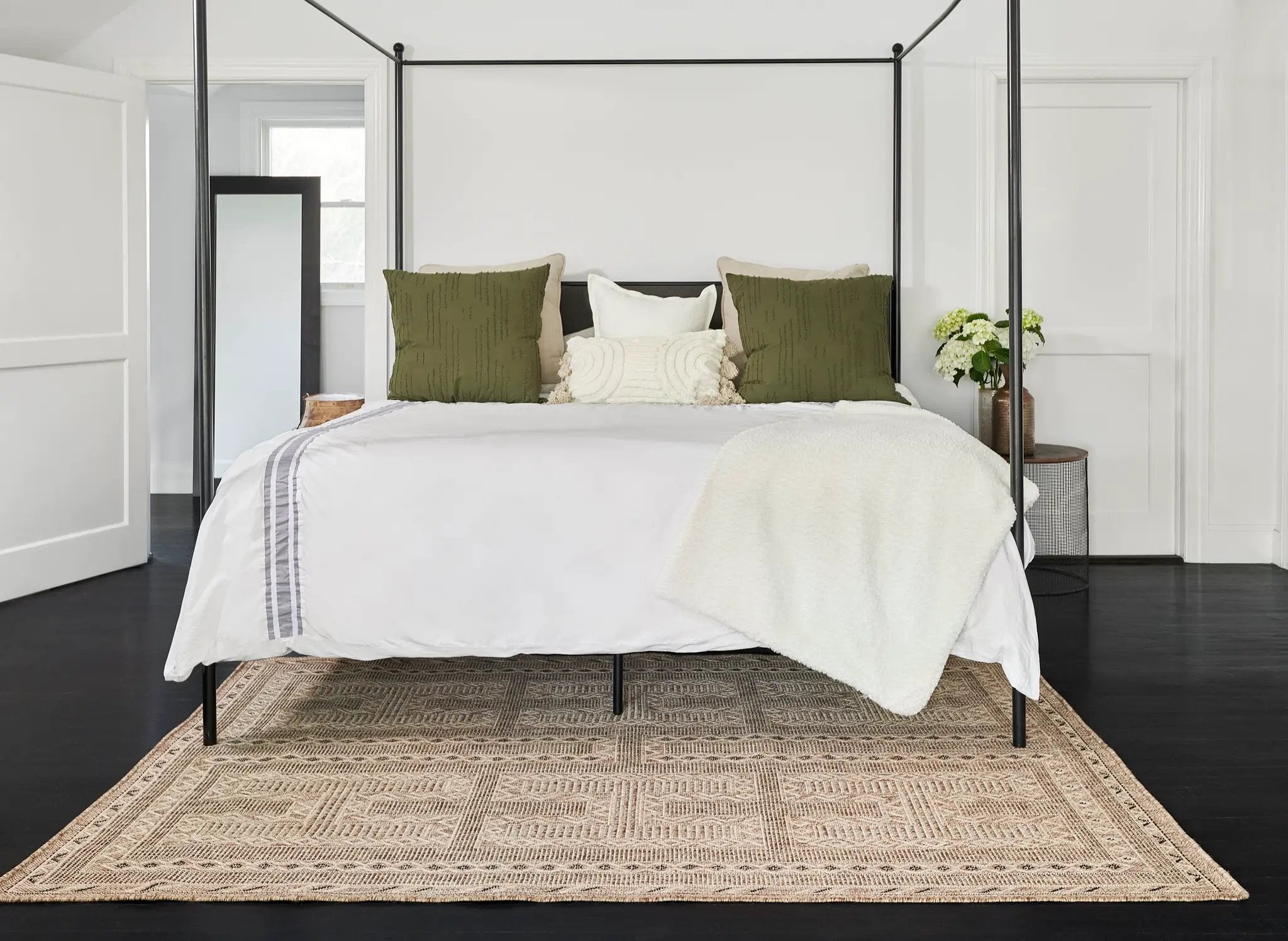 Hampton HAM-2 Natural Area Rug by Momeni