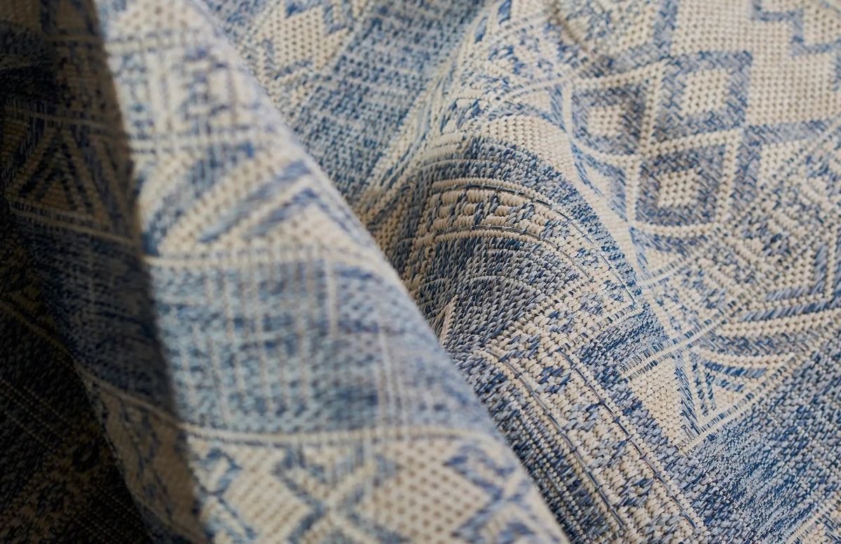 Hampton HAM-10 Blue Area Rug by Momeni