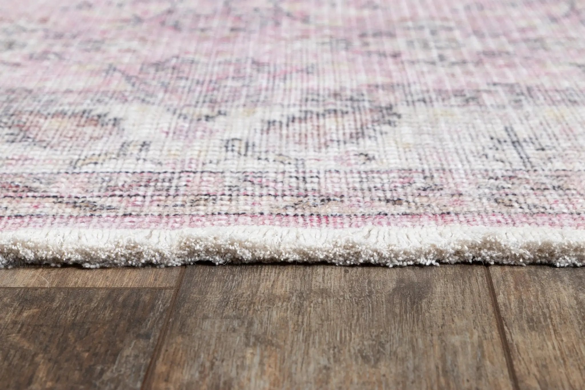 Helena HEL-4 Pink Area Rug by Momeni