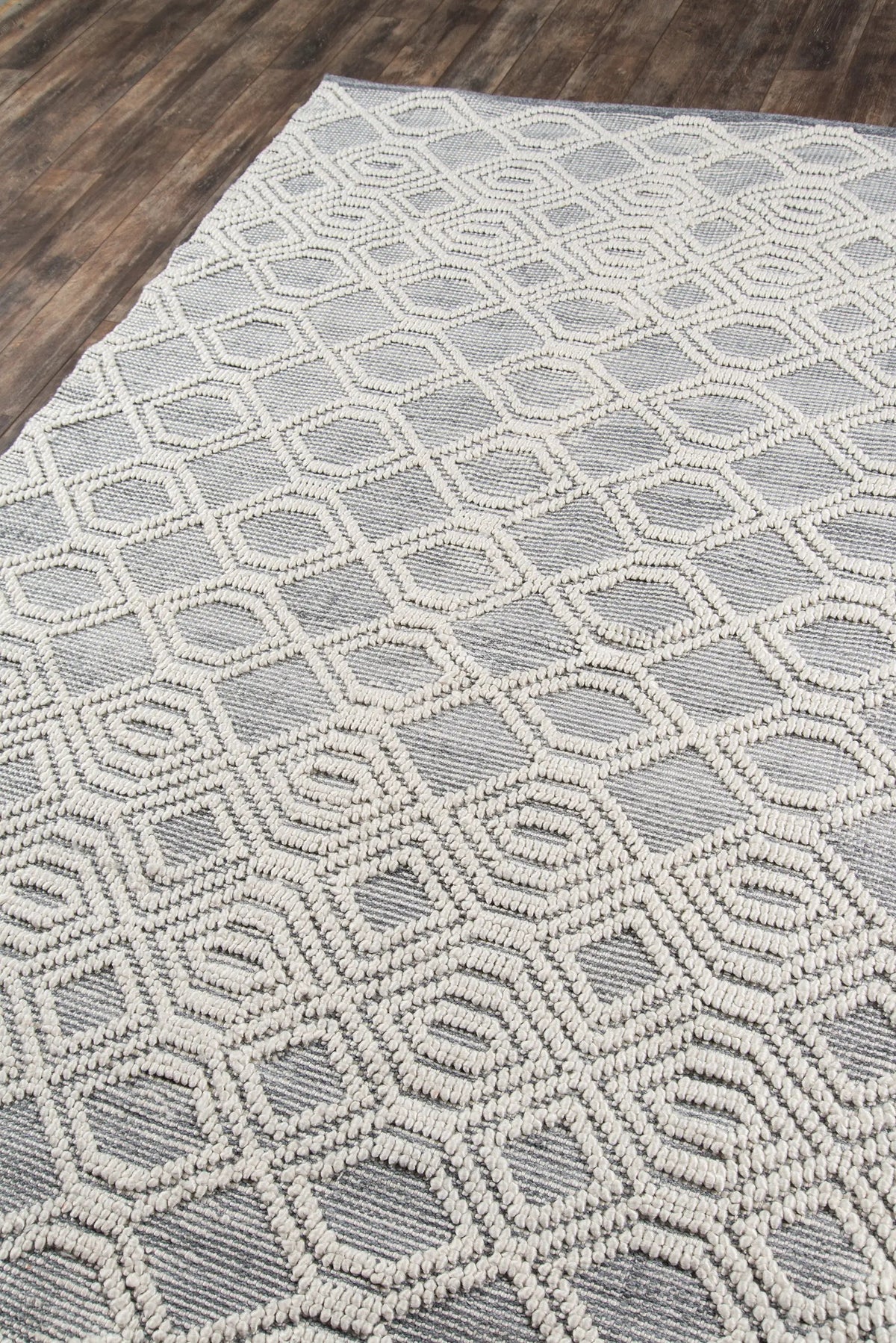 Hermosa HRM-1 Gray Area Rug by Momeni