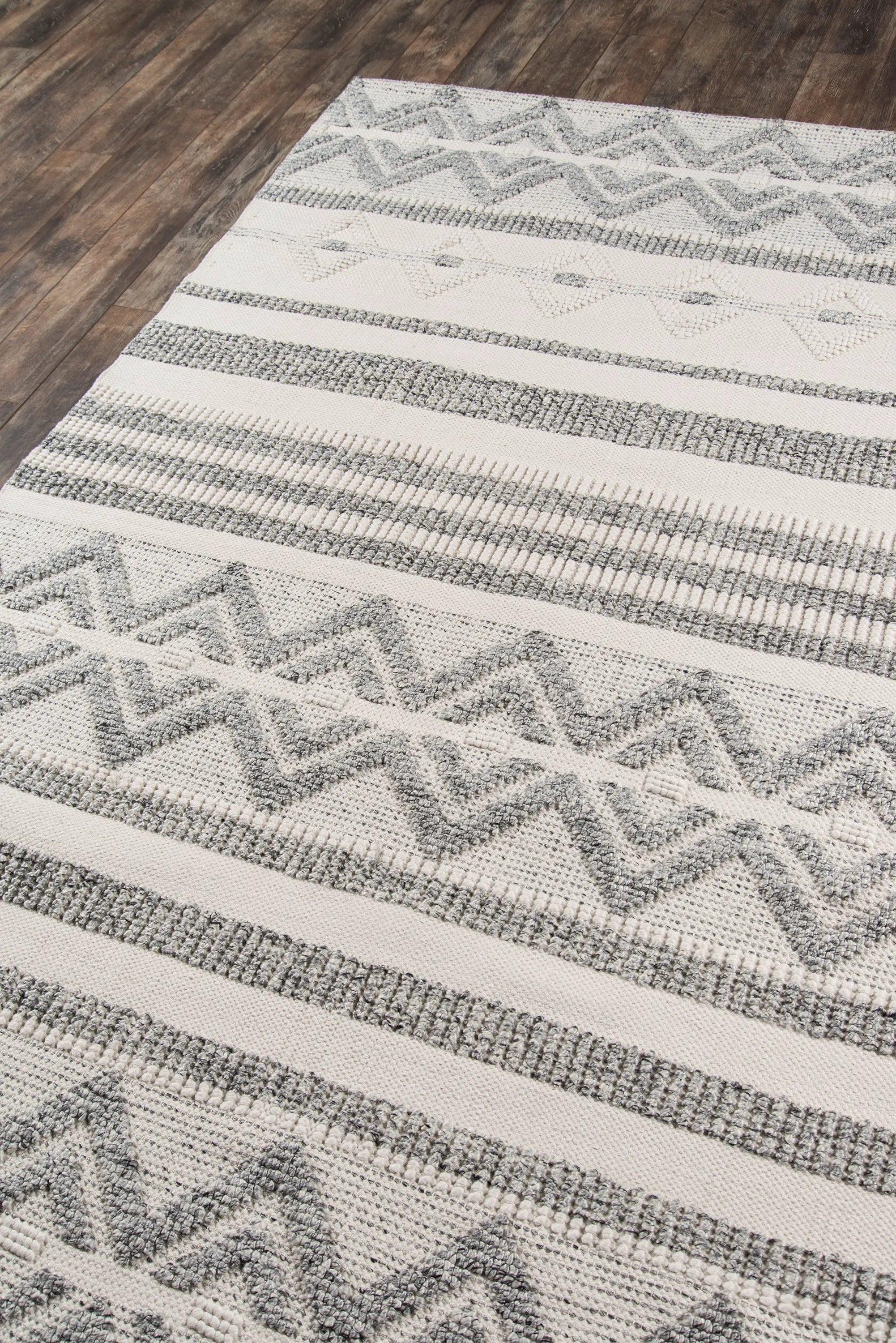 Hermosa HRM-3 Ivory Area Rug by Momeni