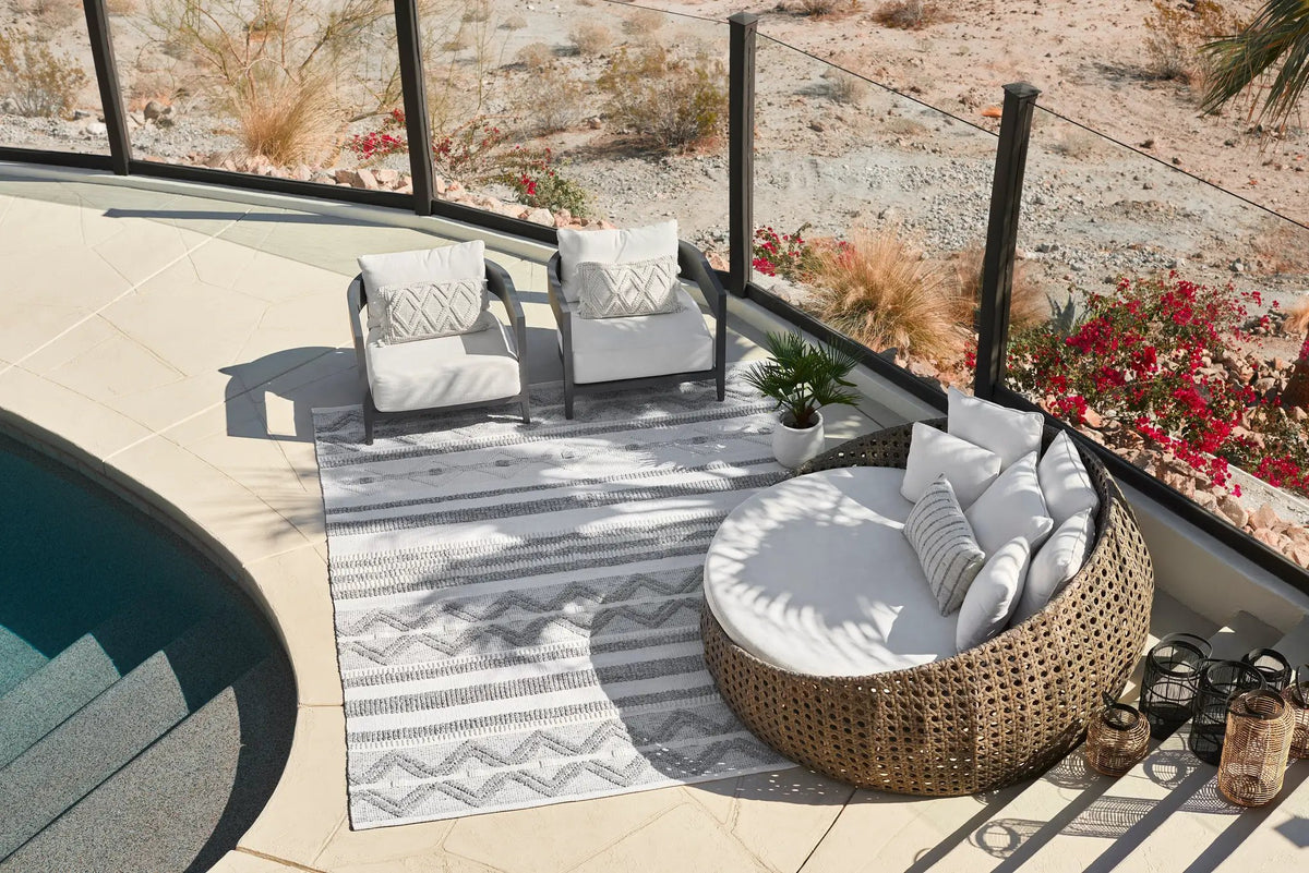 Hermosa HRM-3 Ivory Area Rug by Momeni