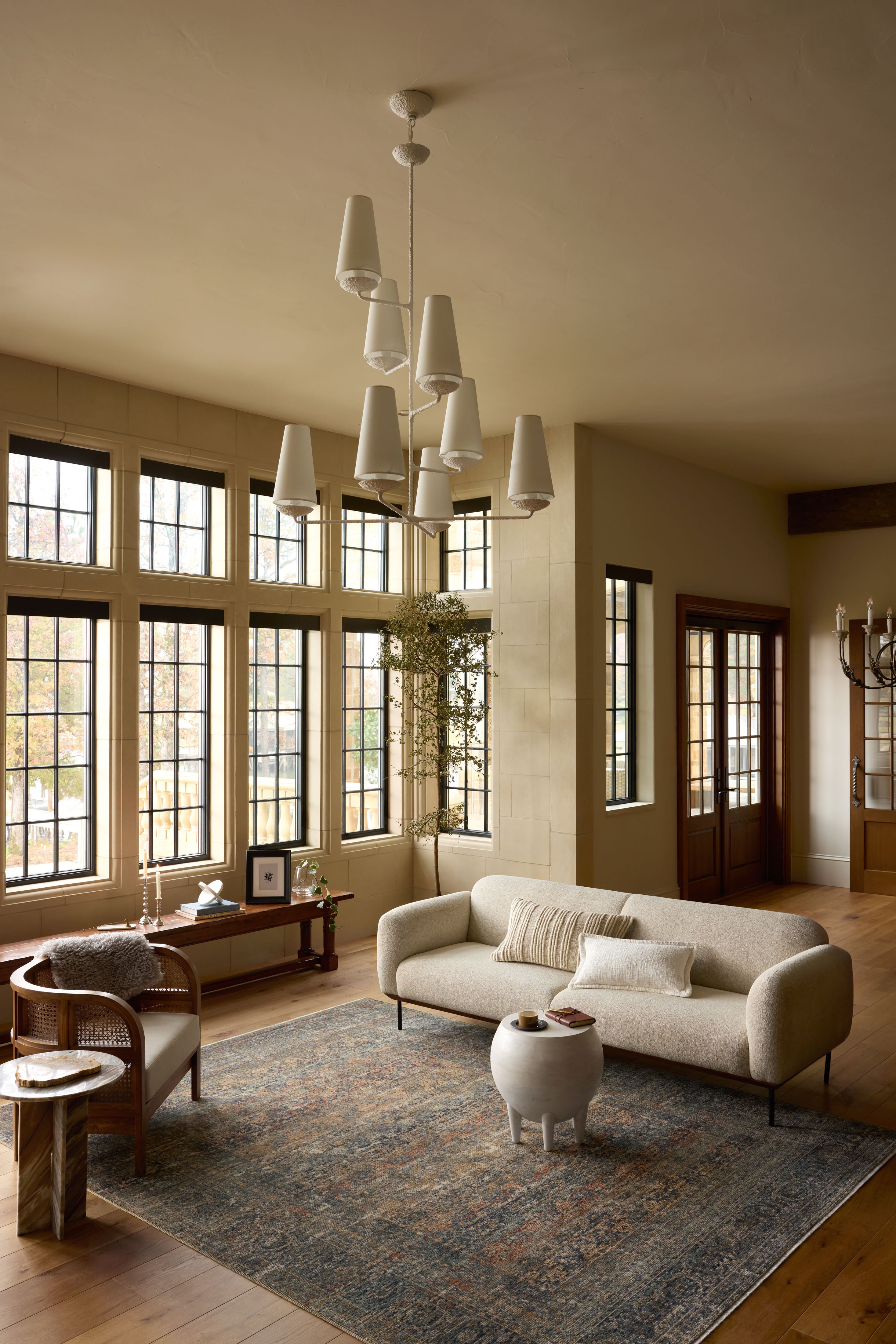 Loloi Heritage HER-11 Midnight / Multi Area Rug