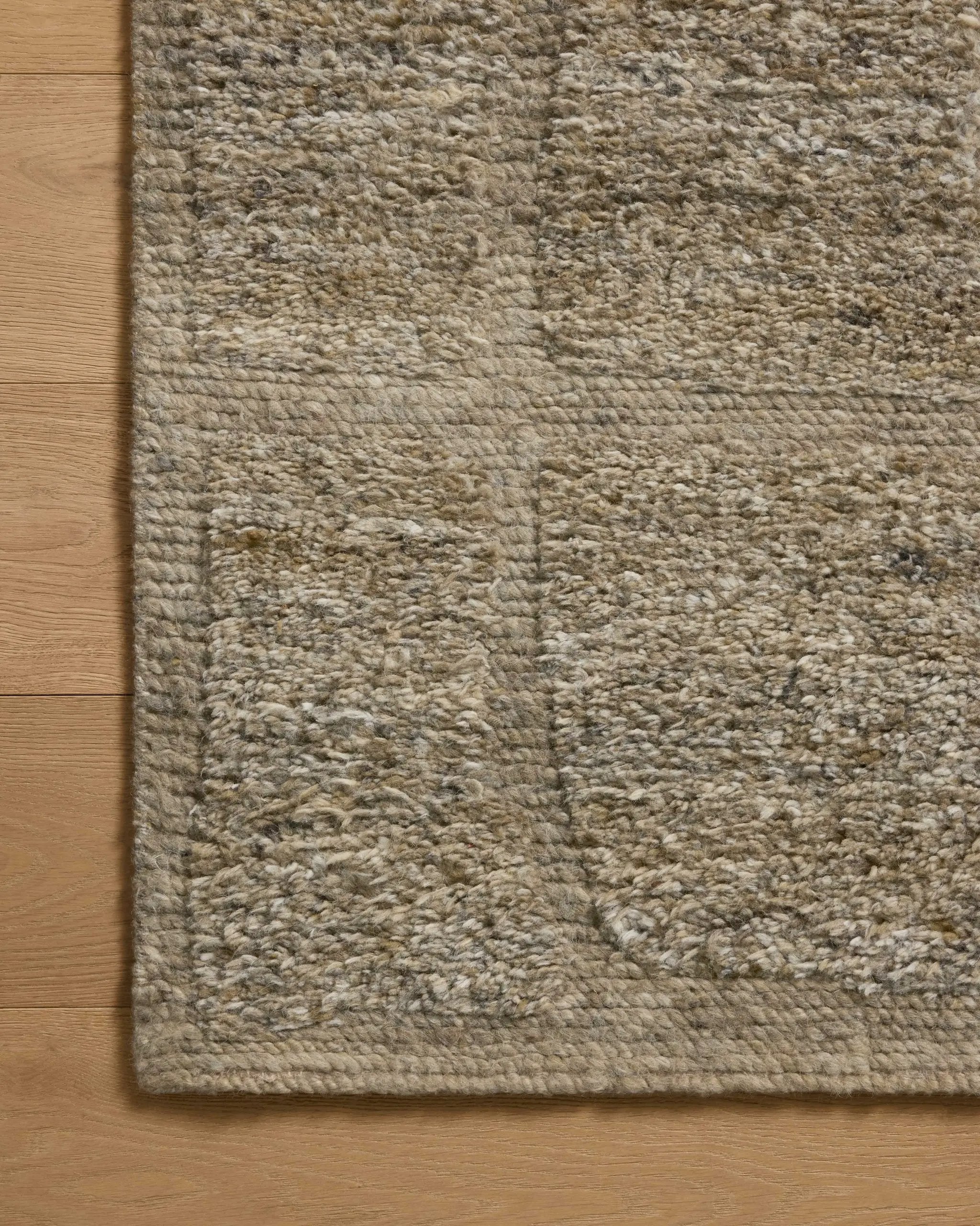 Hughes HUS-01 Olive Area Rug by Loloi