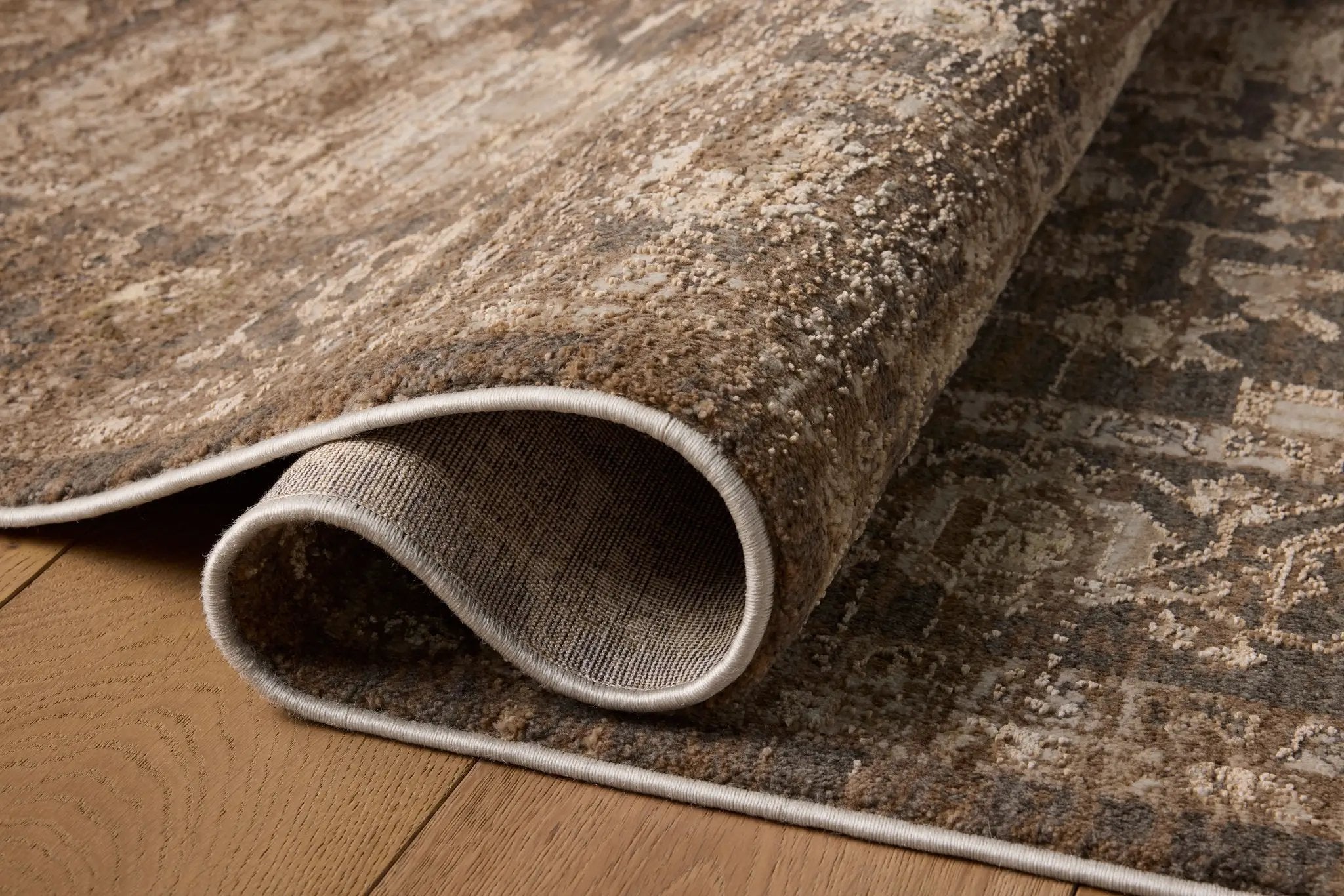 Haywood HYD-03 Charcoal / Mocha Area Rug by Loloi