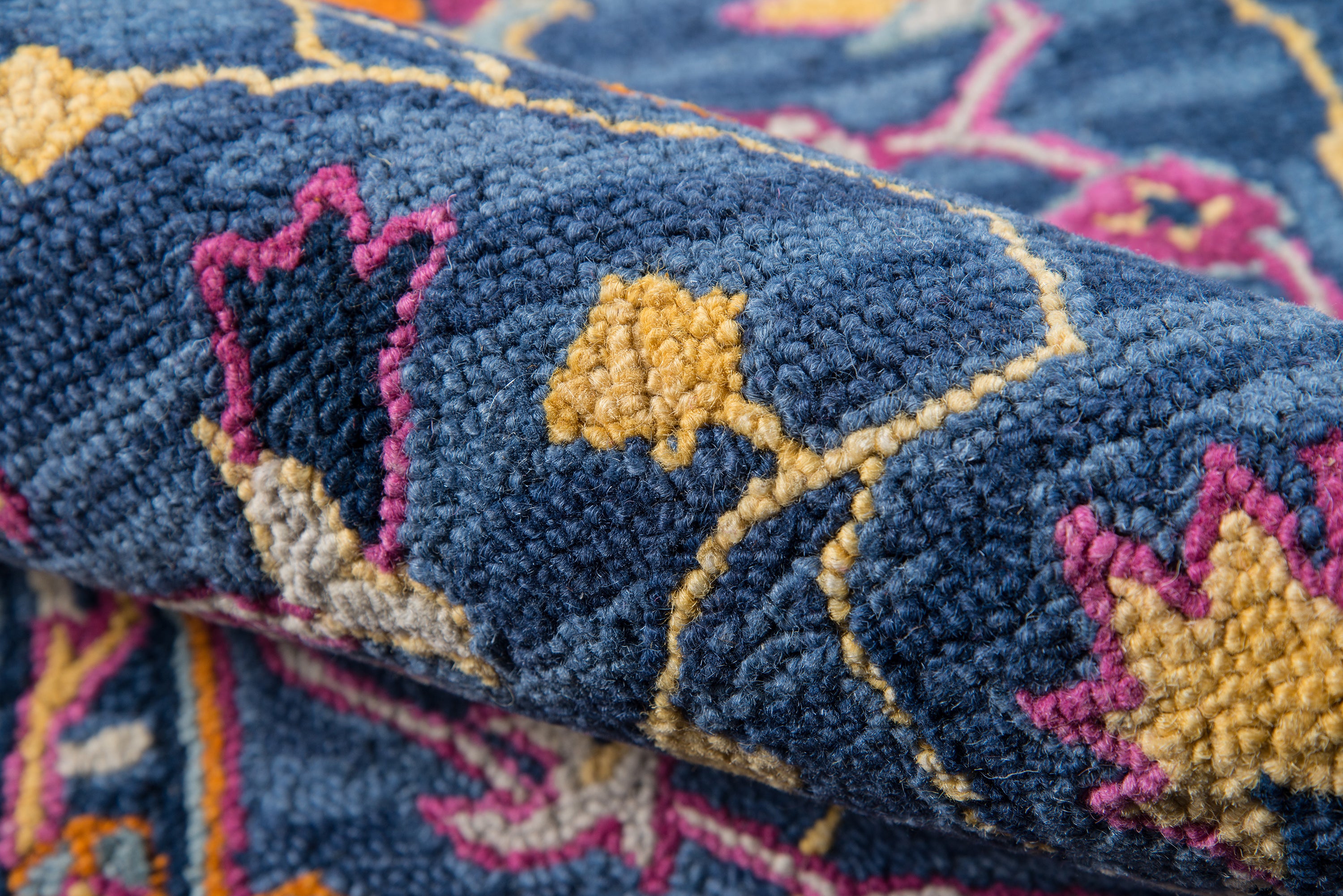 Momeni Ibiza IBI-3 Blue Hand Tufted Area Rug