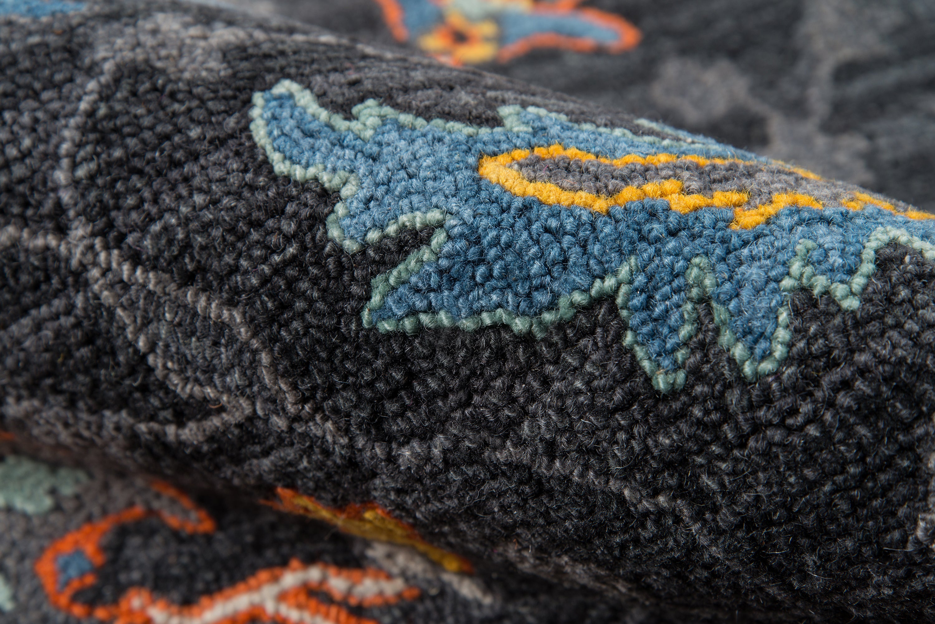 Momeni Ibiza IBI-3 Charcoal Hand Tufted Area Rug