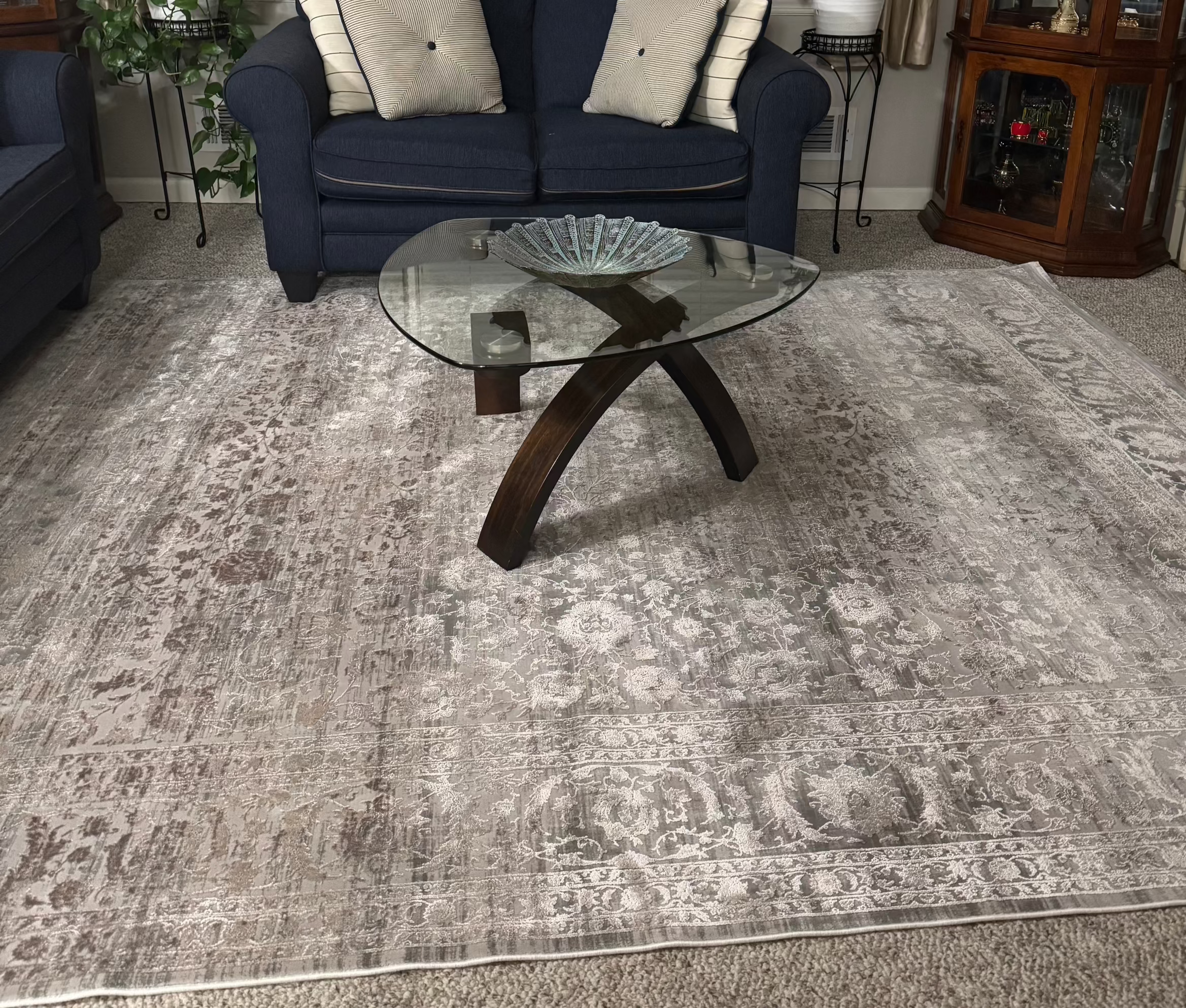Rug Resources Mia Machine Viscose Area Rug Collection