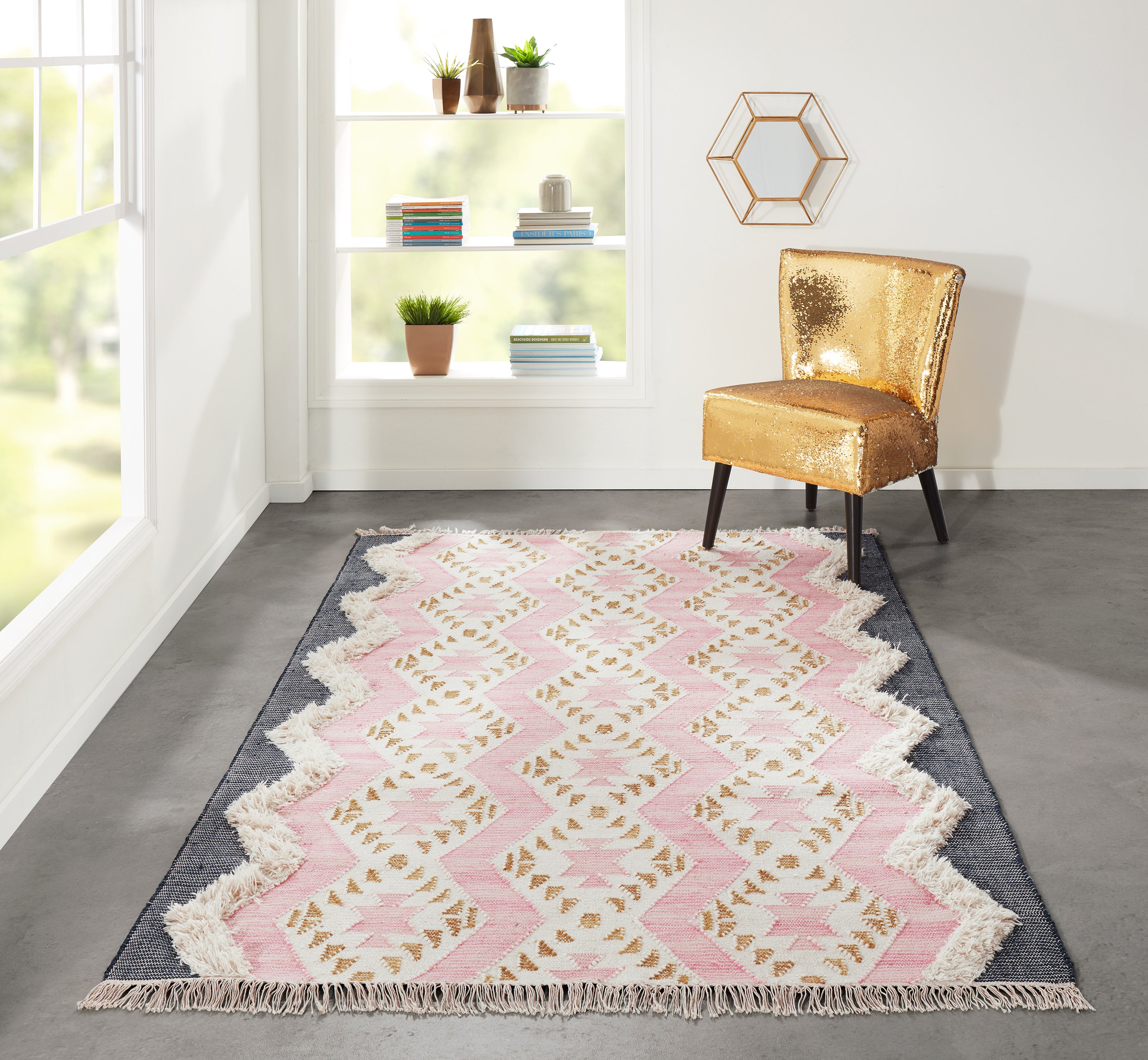 Novogratz Indio IND-1 Pink Hand Woven Area Rug by Momeni