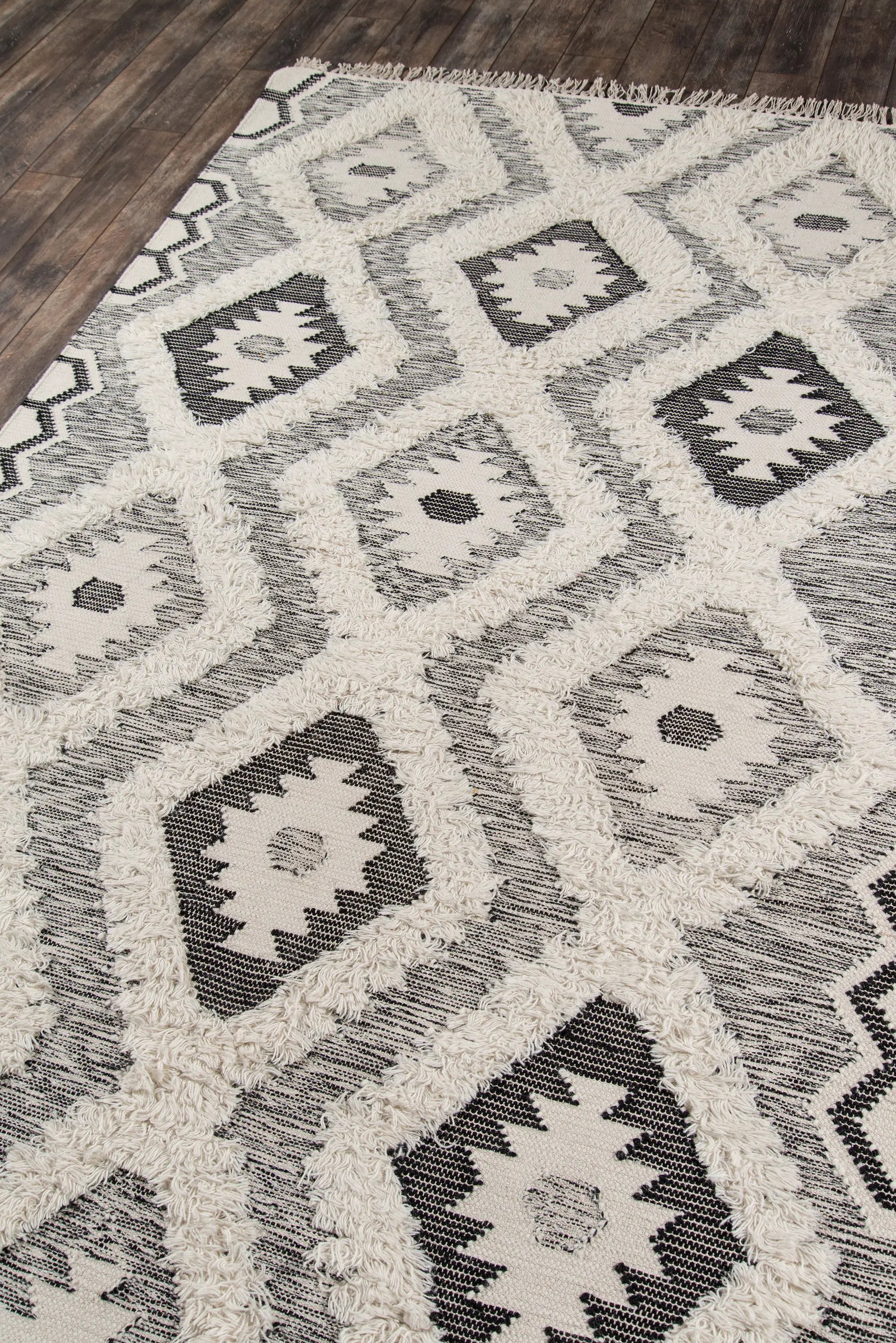 Indio IND-5 (Sierra) Black Area Rug by Novogratz by Momeni