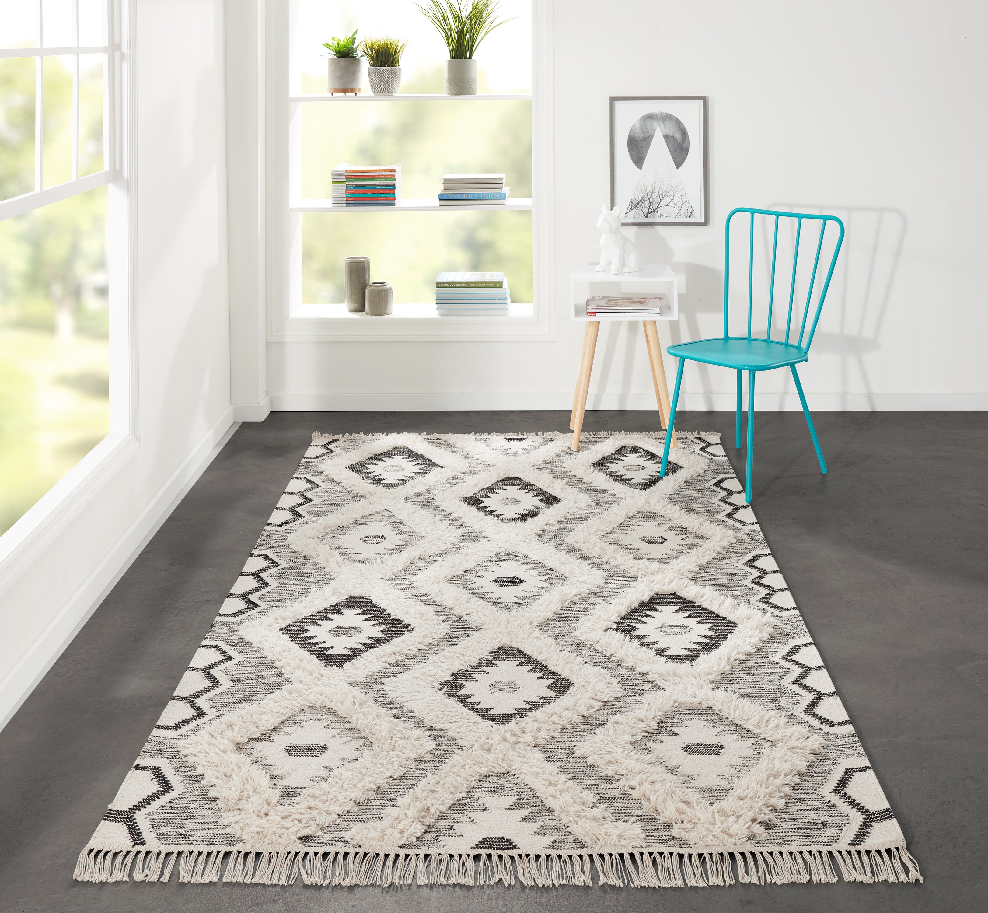 Novogratz Indio IND-5 Black Hand Woven Area Rug by Momeni