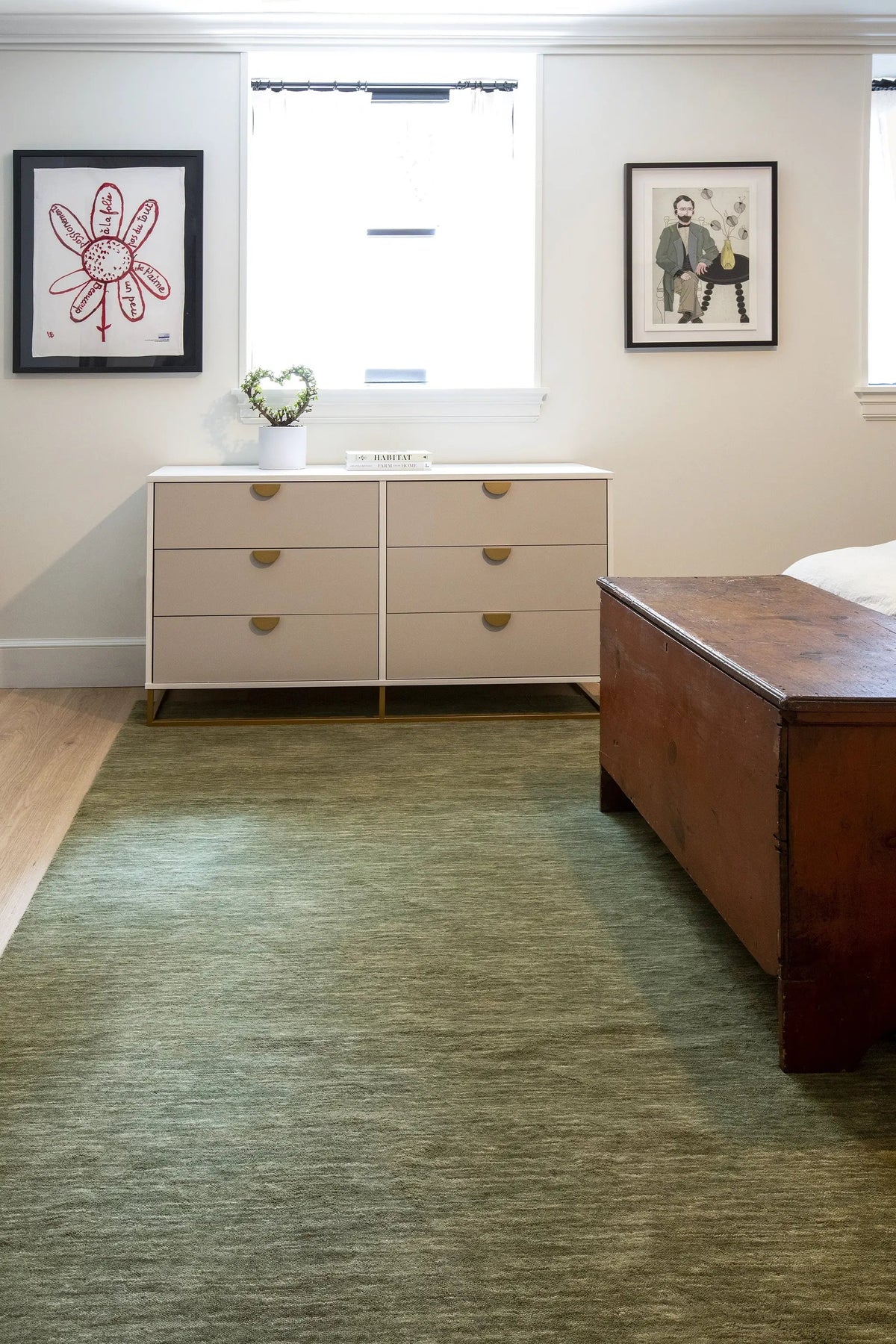 Iris IR-01 Green Area Rug by Novogratz by Momeni