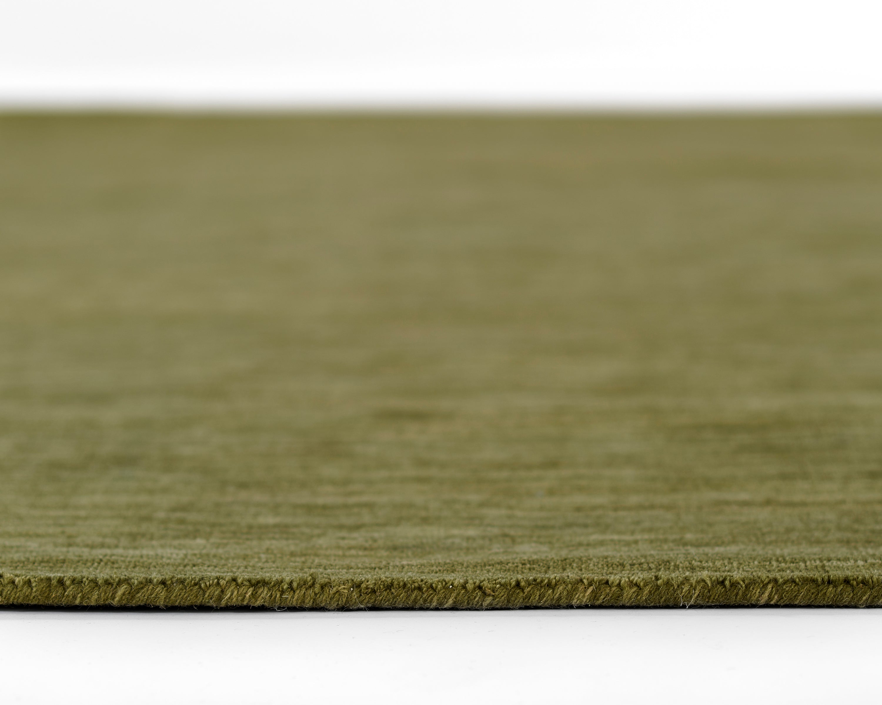 Novogratz Iris IR-01 Green Hand Loomed Area Rug by Momeni