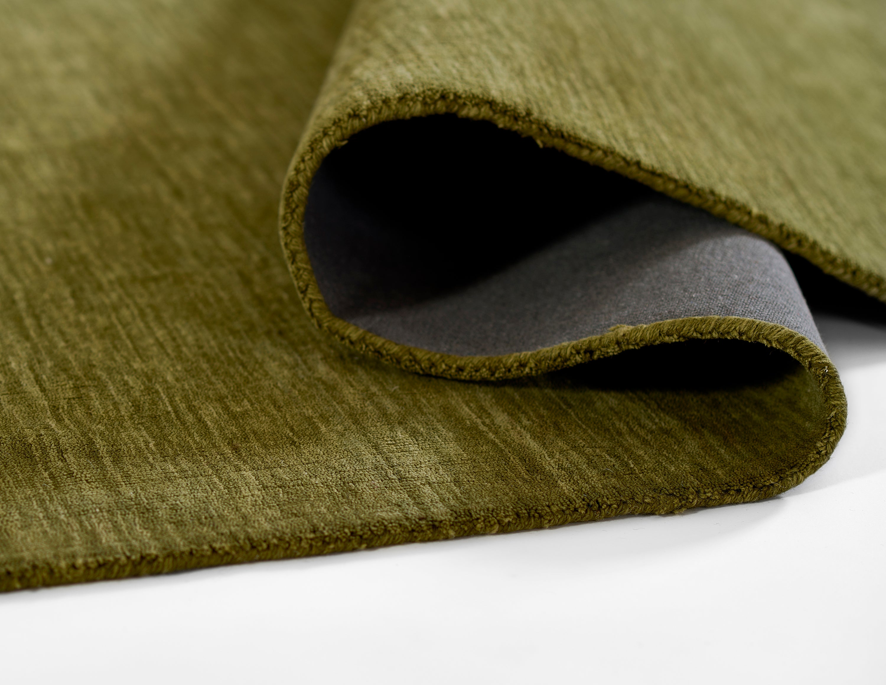 Novogratz Iris IR-01 Green Hand Loomed Area Rug by Momeni