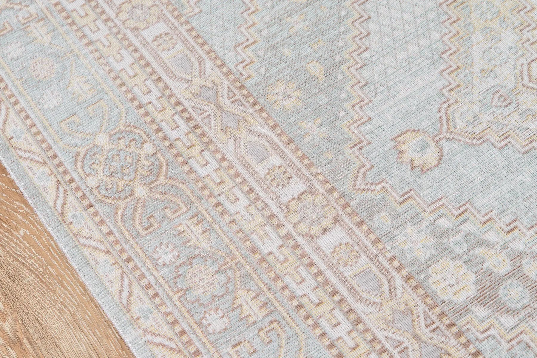 Isabella ISA-7 Blue Area Rug by Momeni