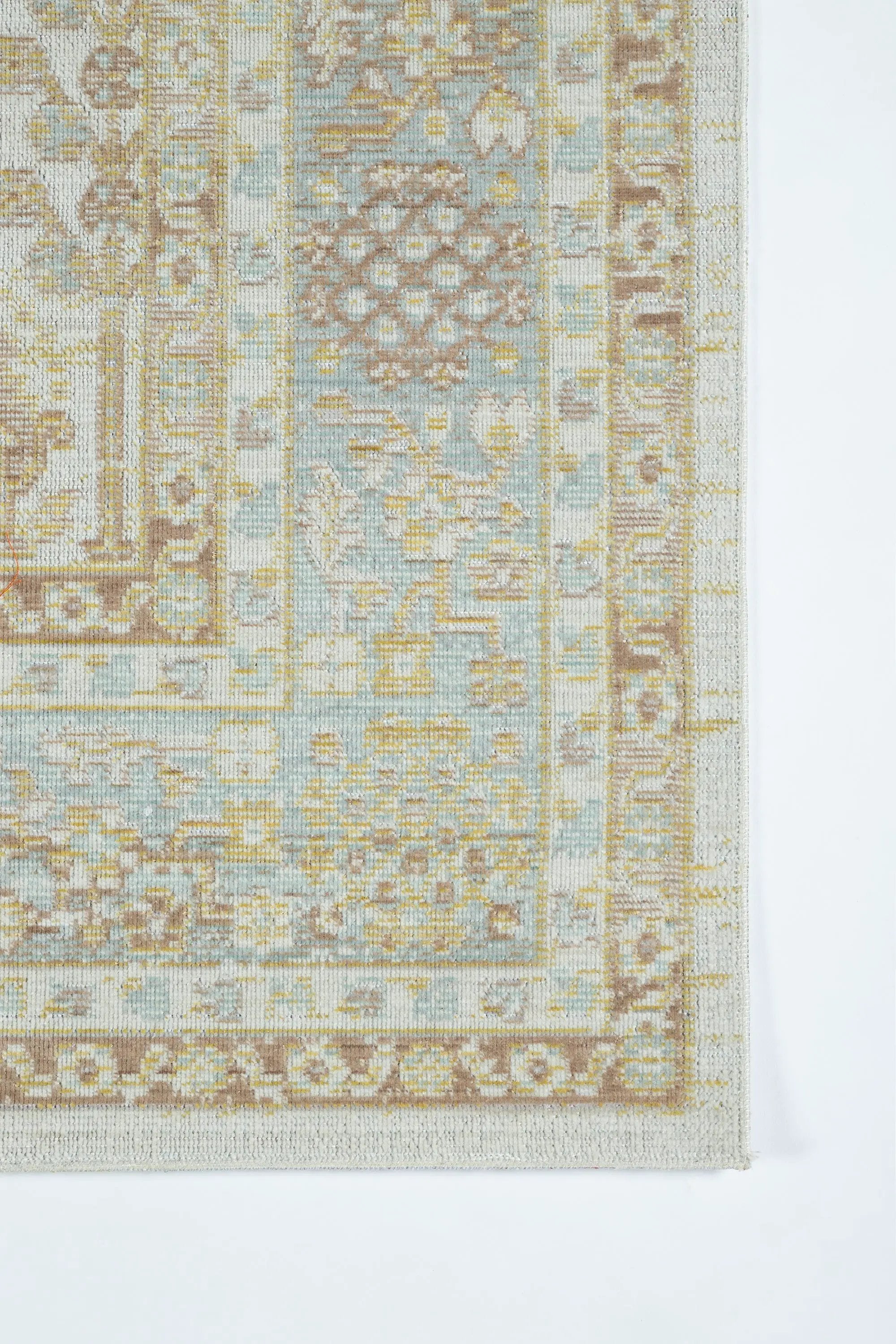 Isabella ISA-8 Ivory Area Rug by Momeni