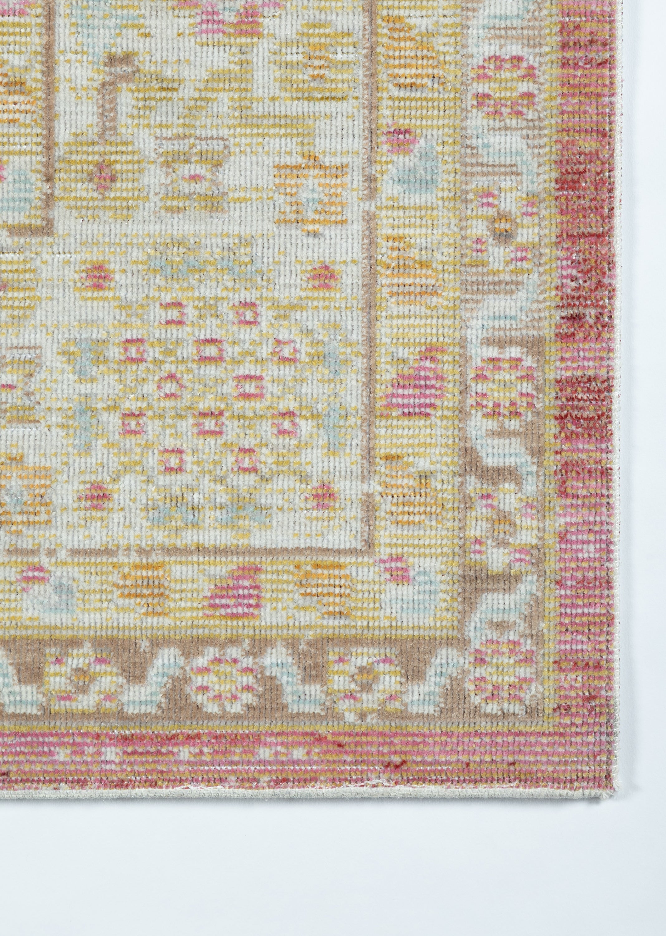 Momeni Isabella ISA-8 Pink Area Rug