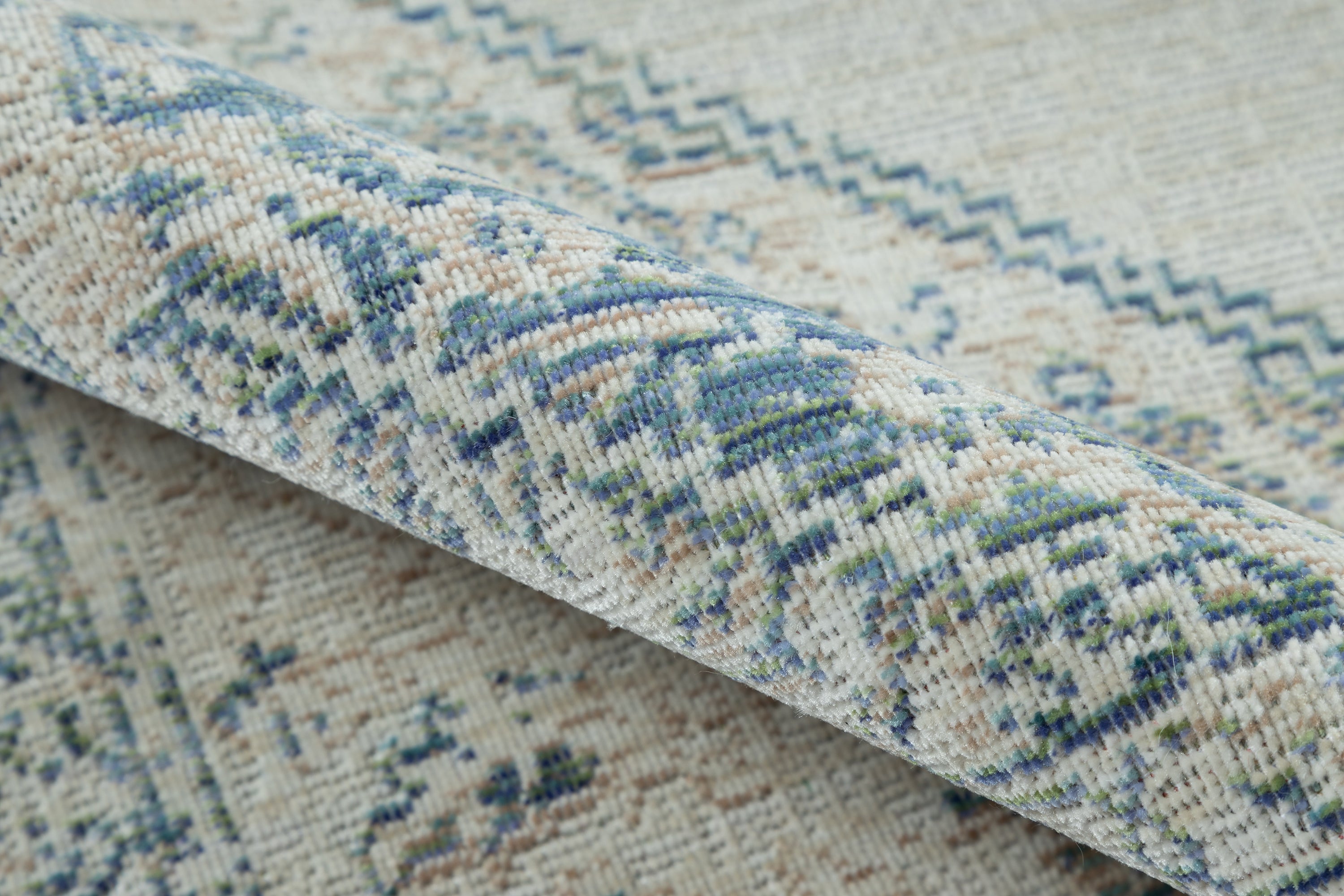 Momeni Isabella ISA-10 Blue Area Rug