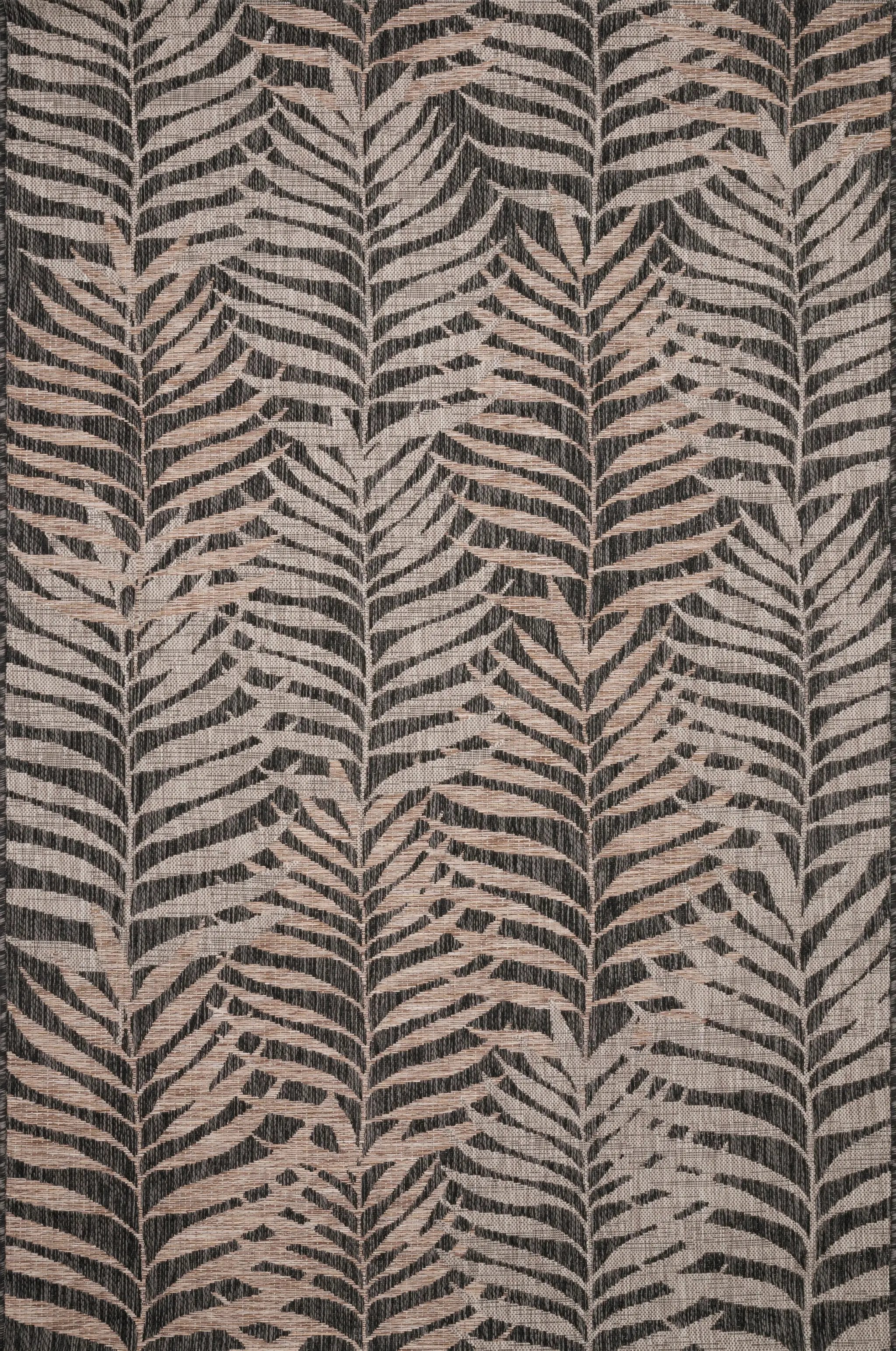 Isle IE-08 Natural / Black Area Rug by Loloi