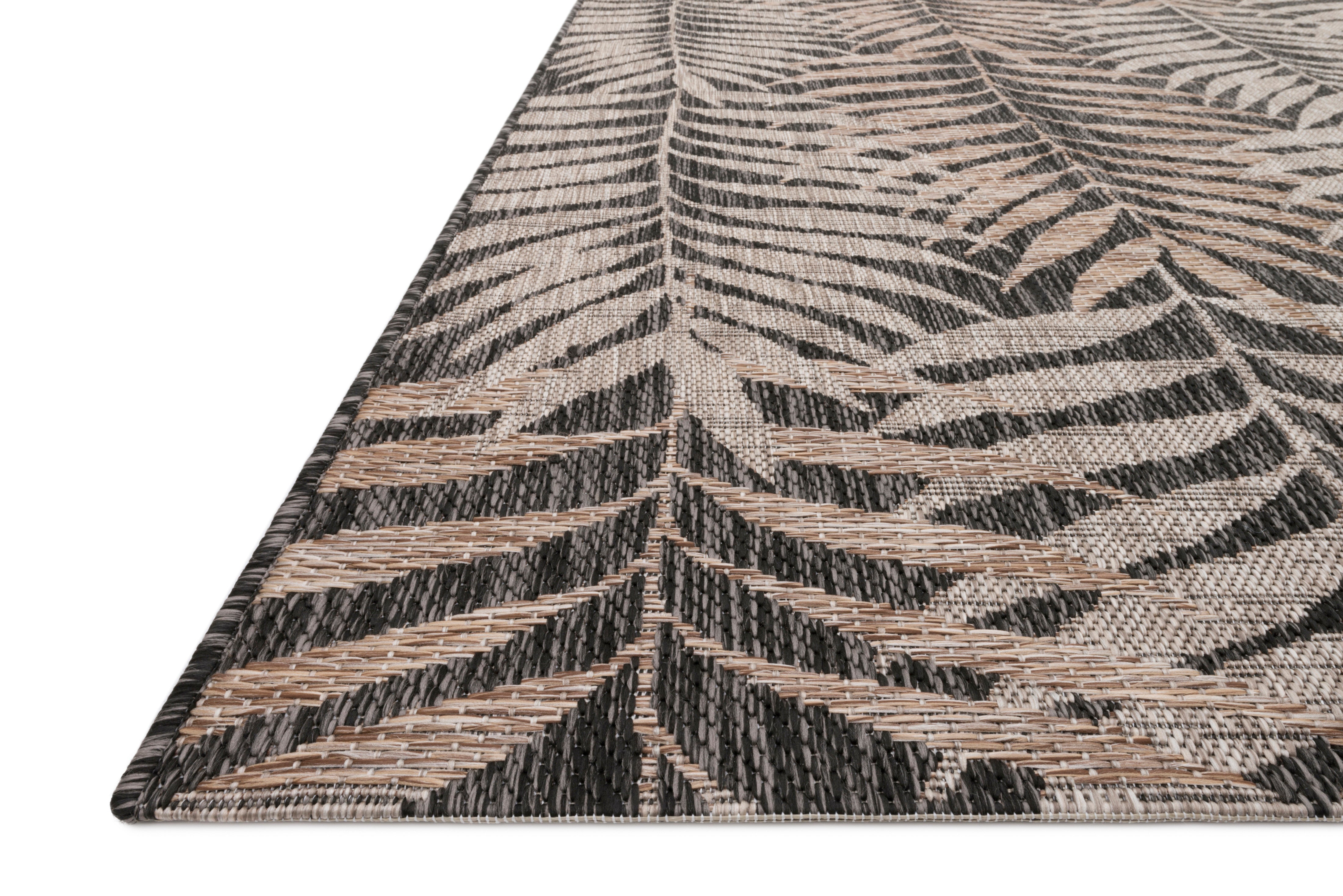 Loloi Isle IE-08 Natural / Black Area Rug