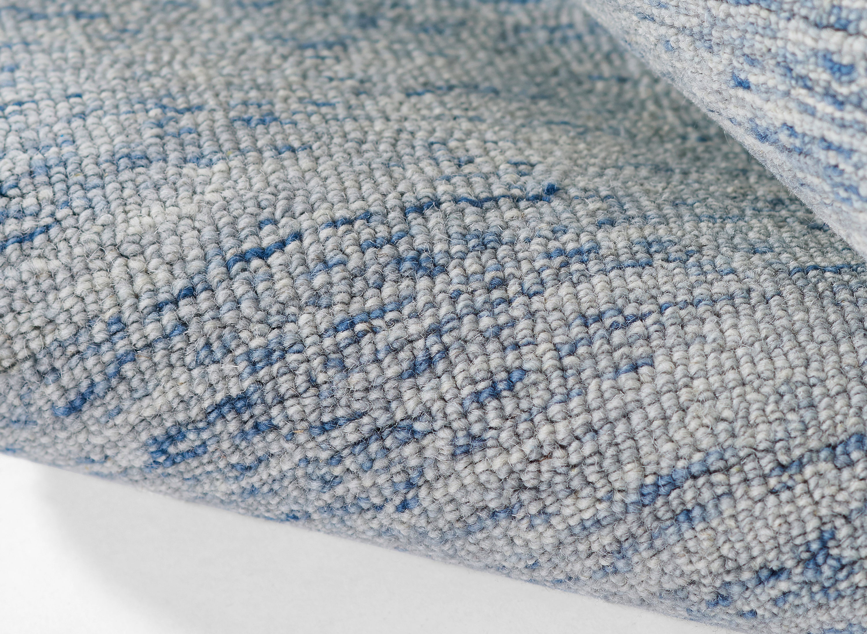 Momeni James JAM-1 Light Blue Rug