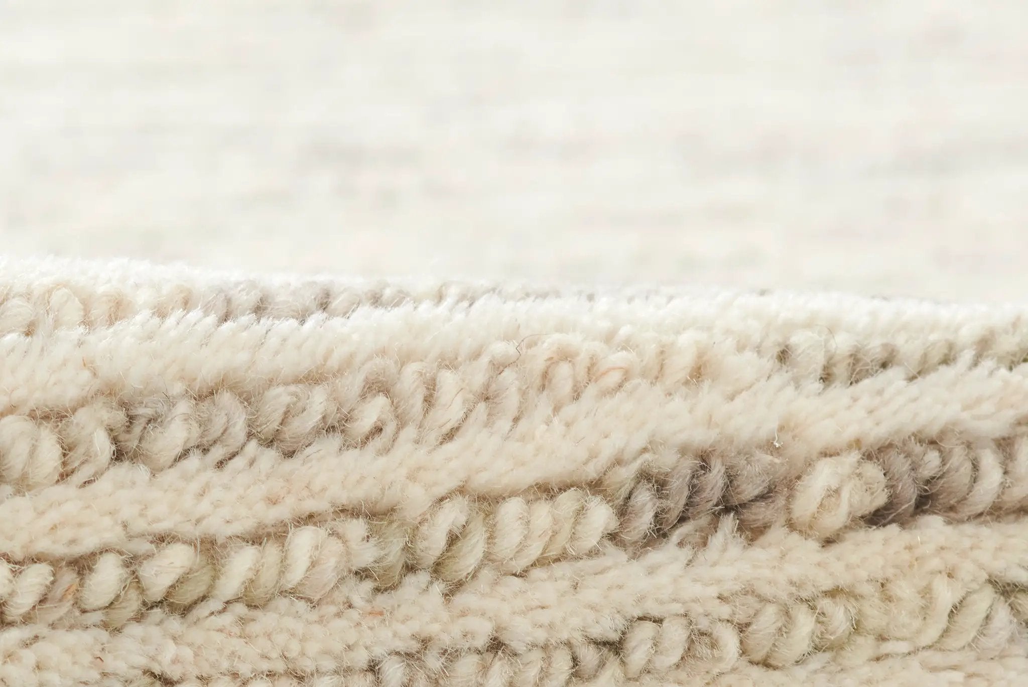 Jax JAX-1 Light-Gray Area Rug by Momeni