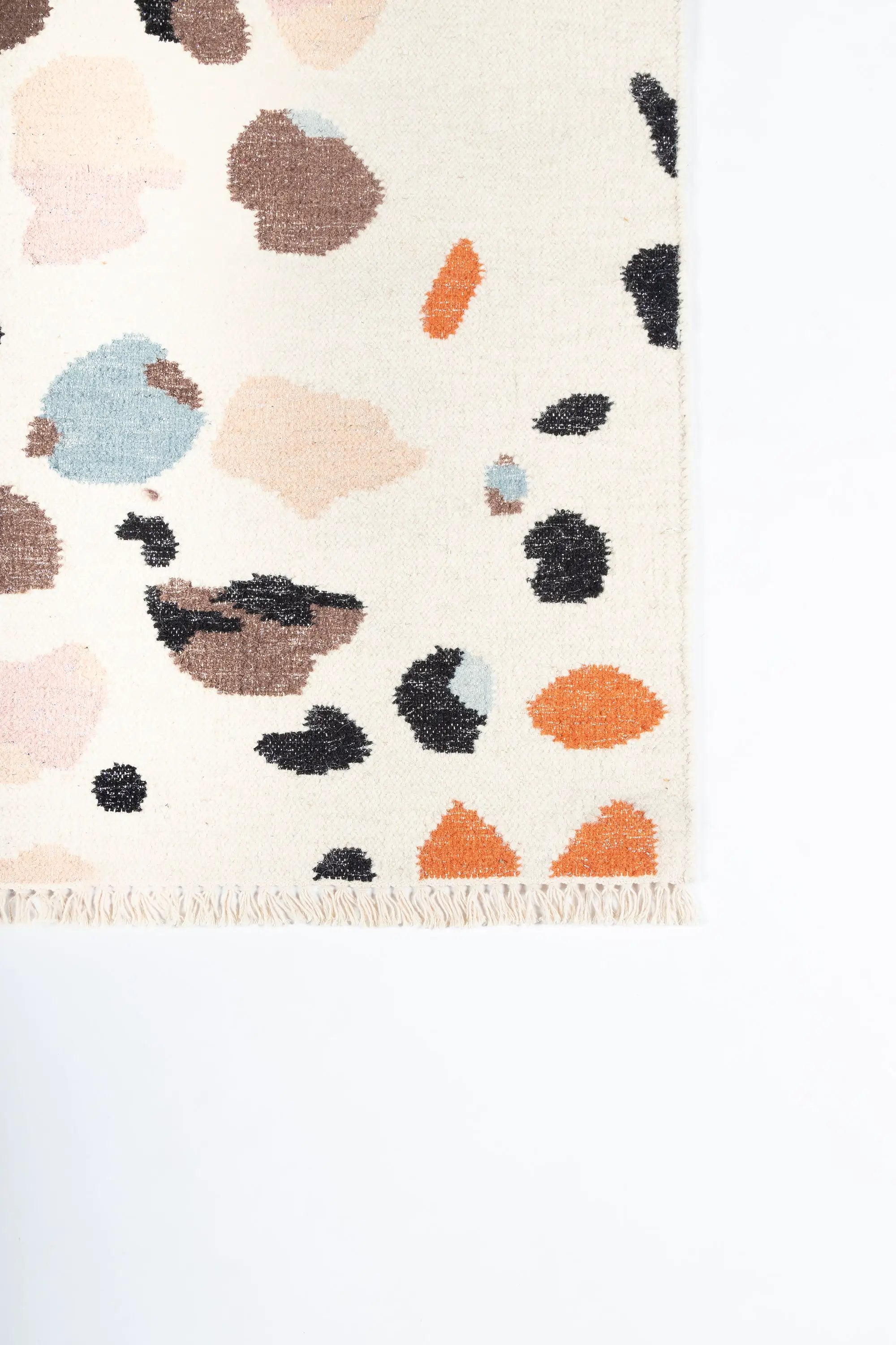 Jem JEM-2 Terri Ivory Area Rug by Novogratz by Momeni