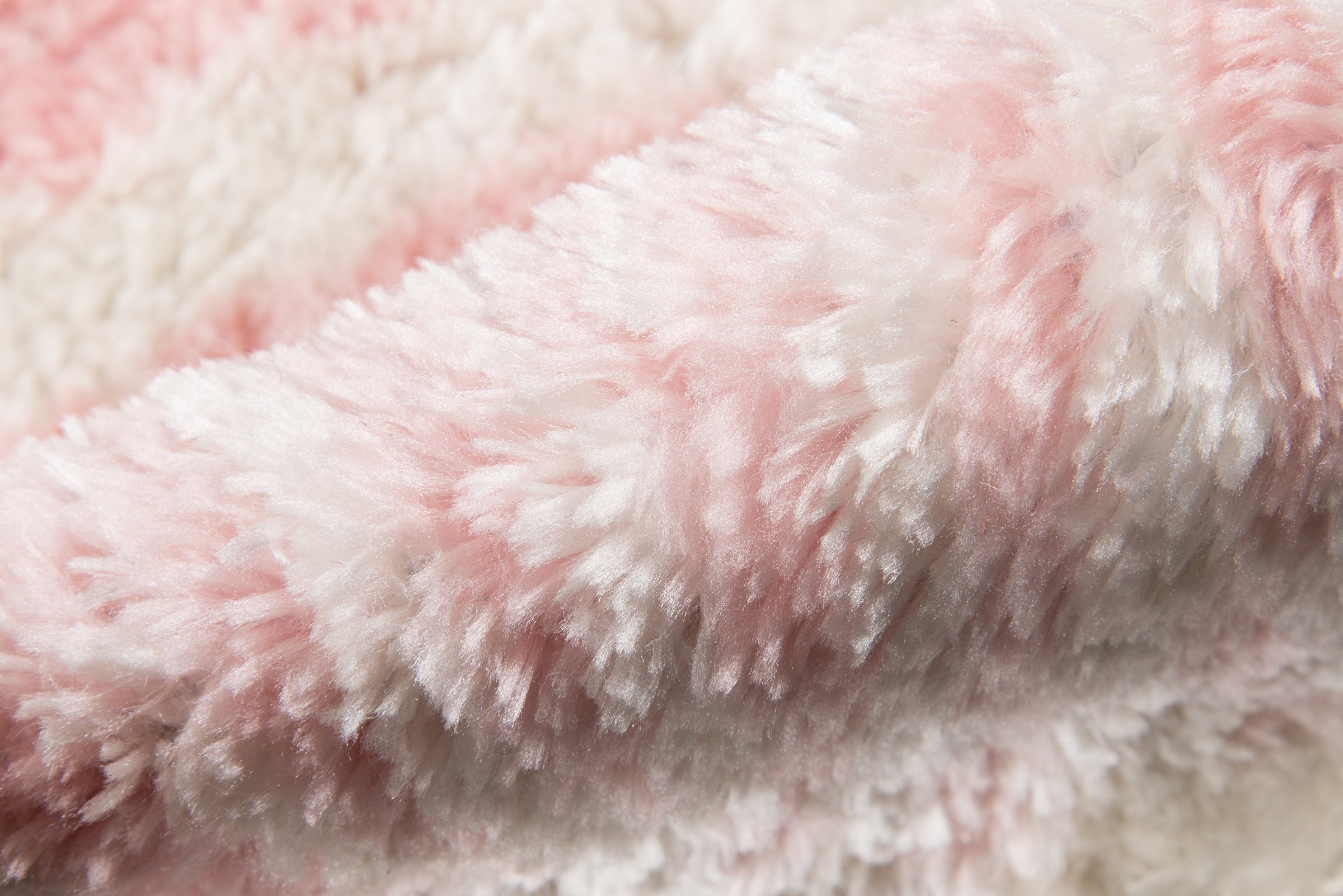 Novogratz Kalahari KAL-1 Pink Hand Tufted Area Rug by Momeni