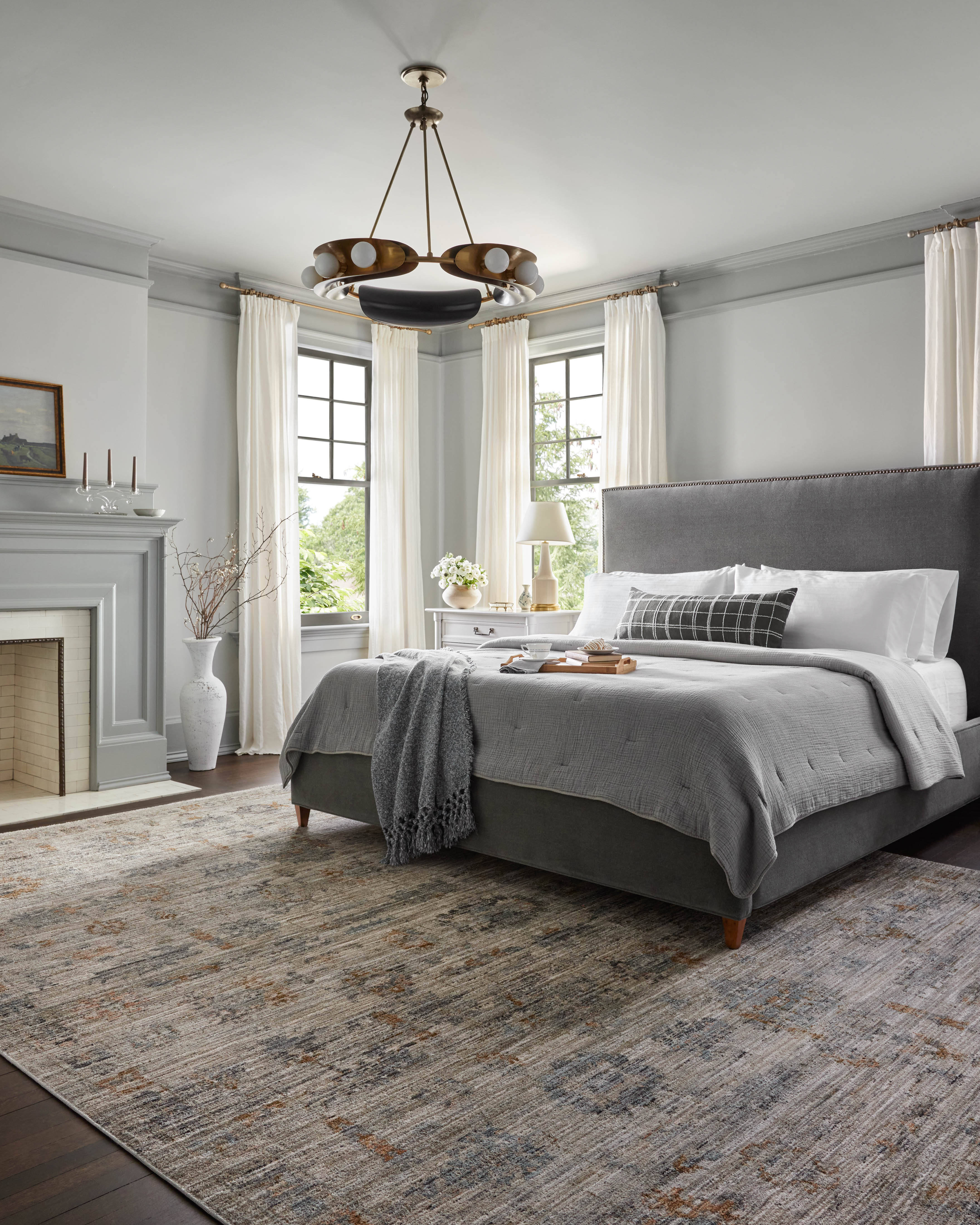 Jean Stoffer x Loloi Katherine KES-04 Pebble / Ocean Area Rug