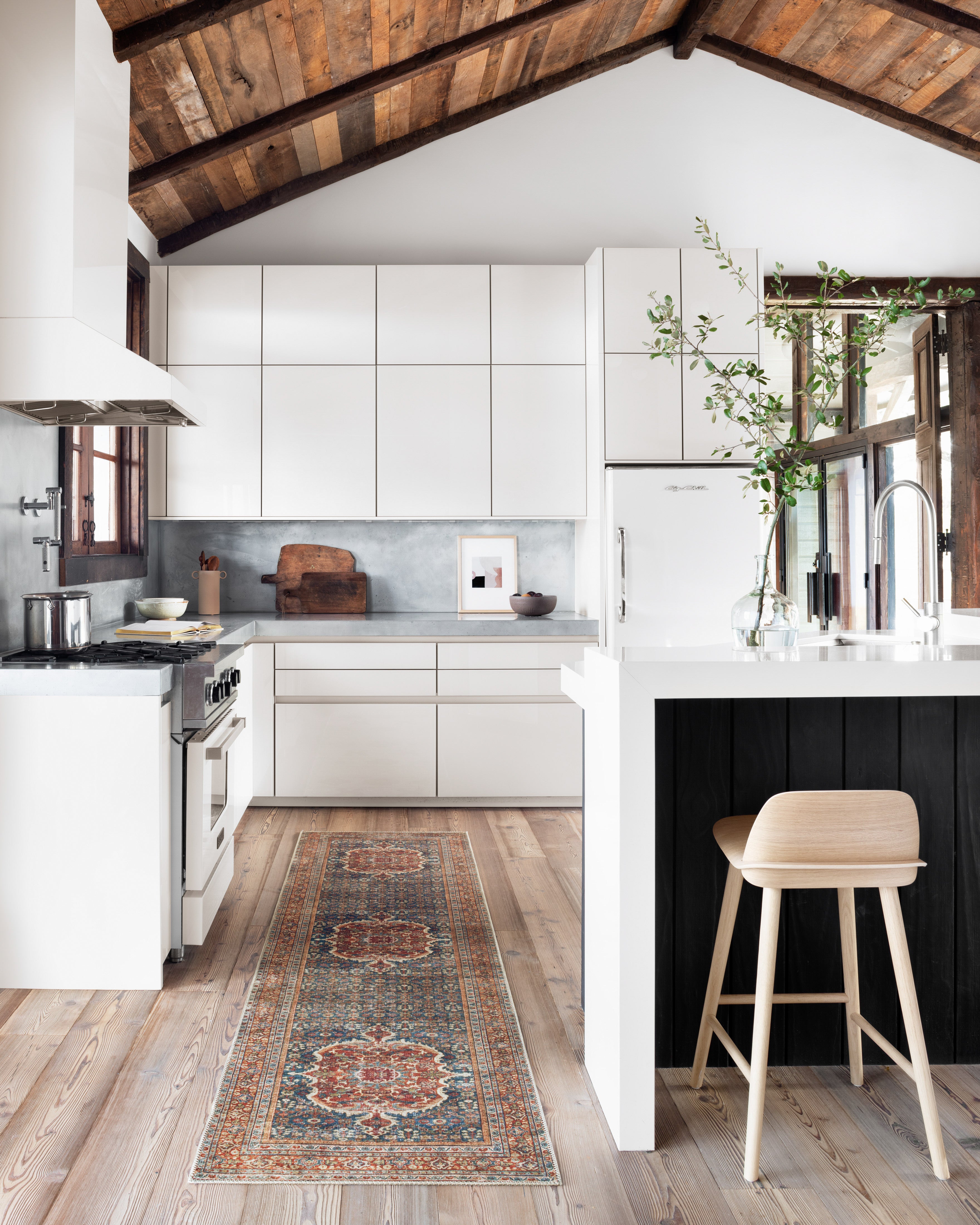 Loloi Layla LAY-09 Cobalt Blue / Spice Area Rug