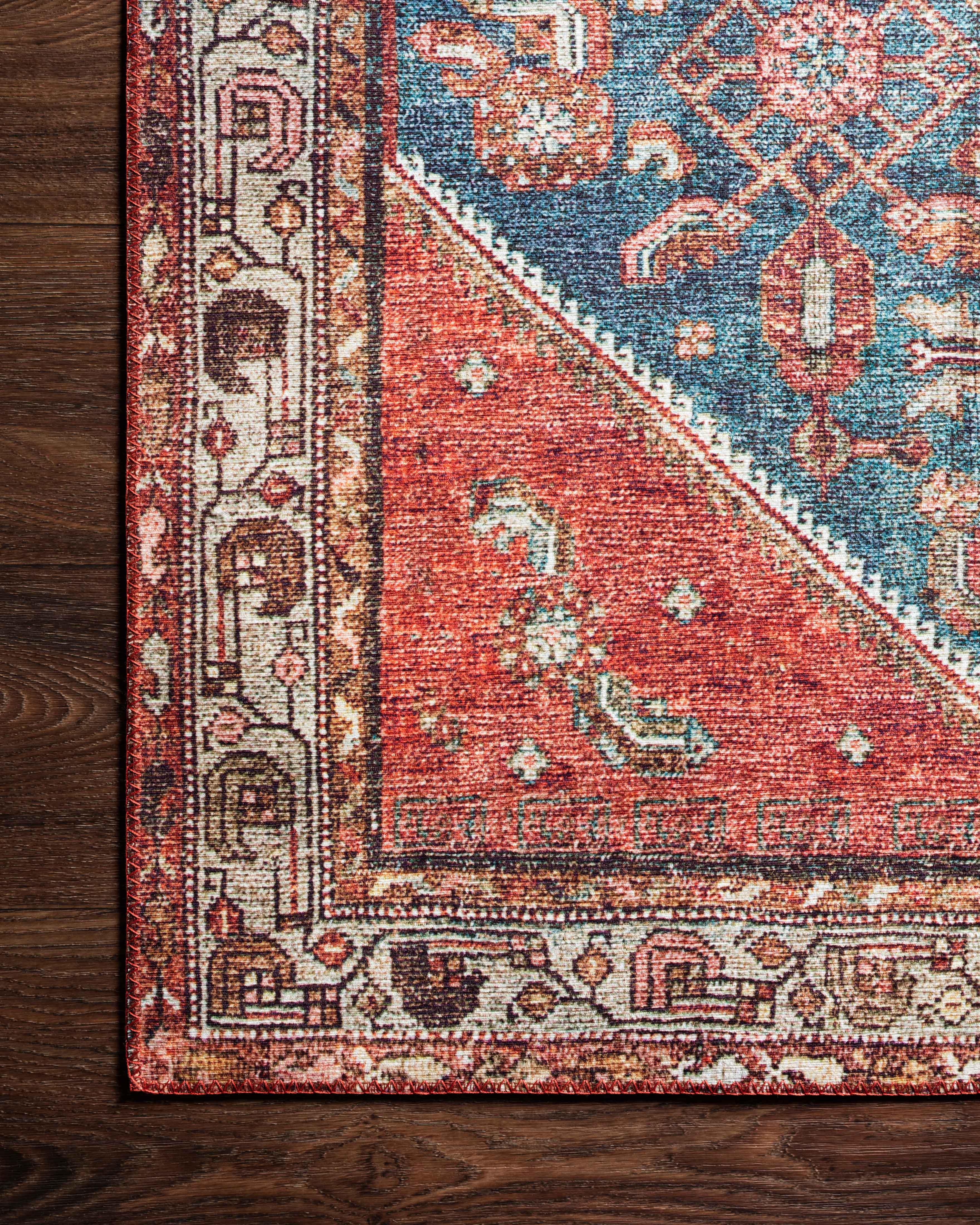 Loloi Layla LAY-10 Marine / Clay Area Rug