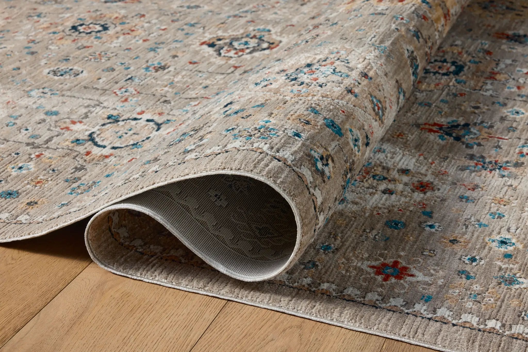 Leigh LEI-02 Dove / Multi Area Rug by Loloi