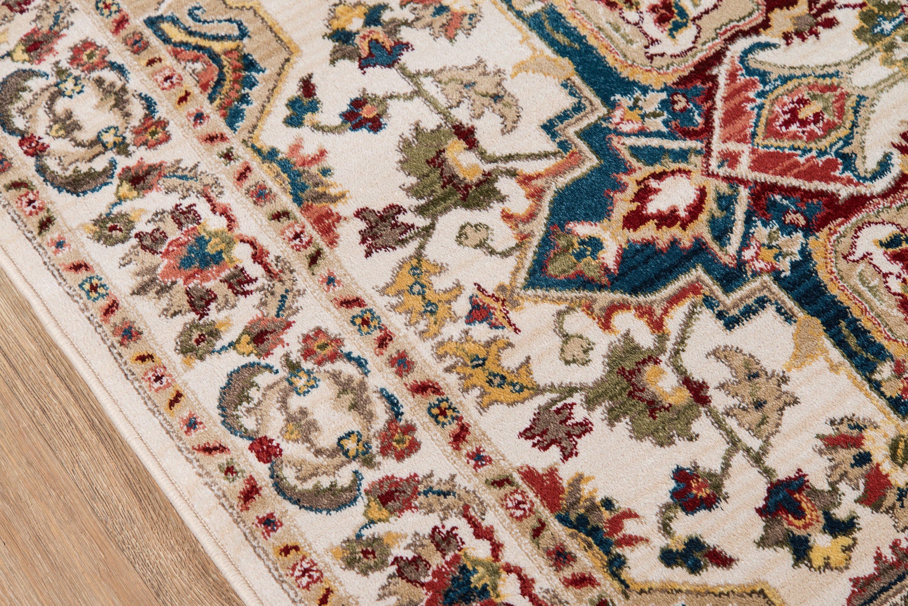 Momeni Lenox LE-01 Ivory Area Rug