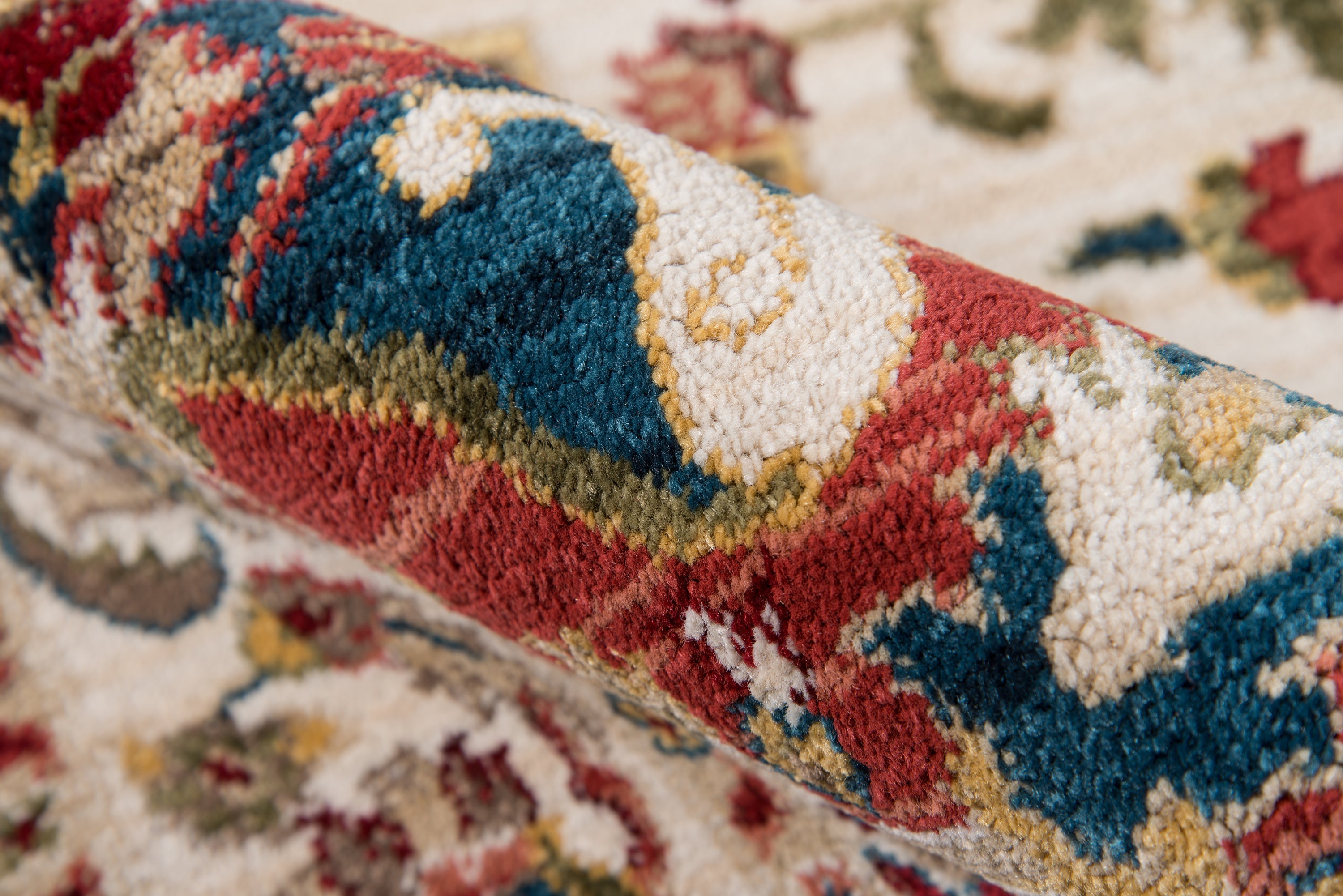Momeni Lenox LE-01 Ivory Area Rug