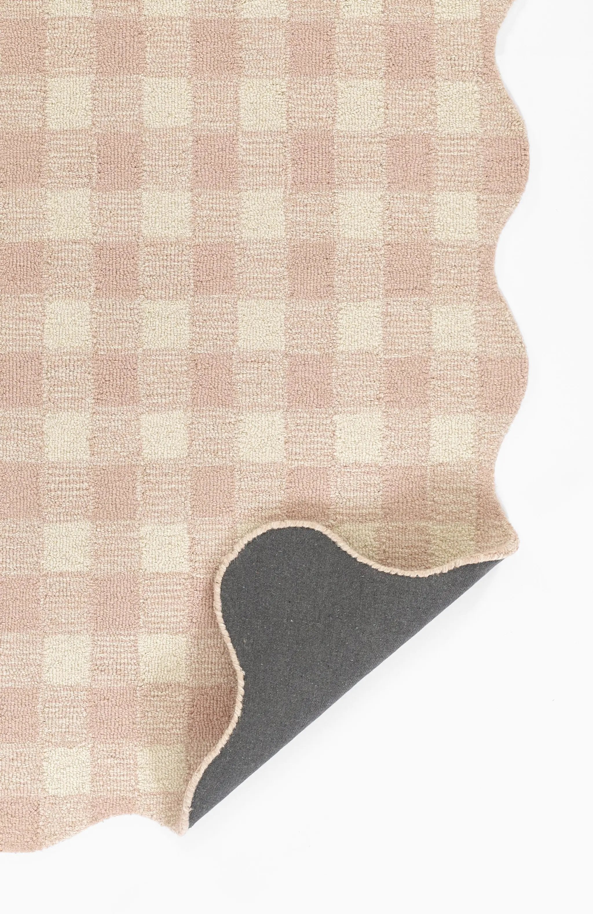Lily LIY-1 Pink Area Rug by Momeni