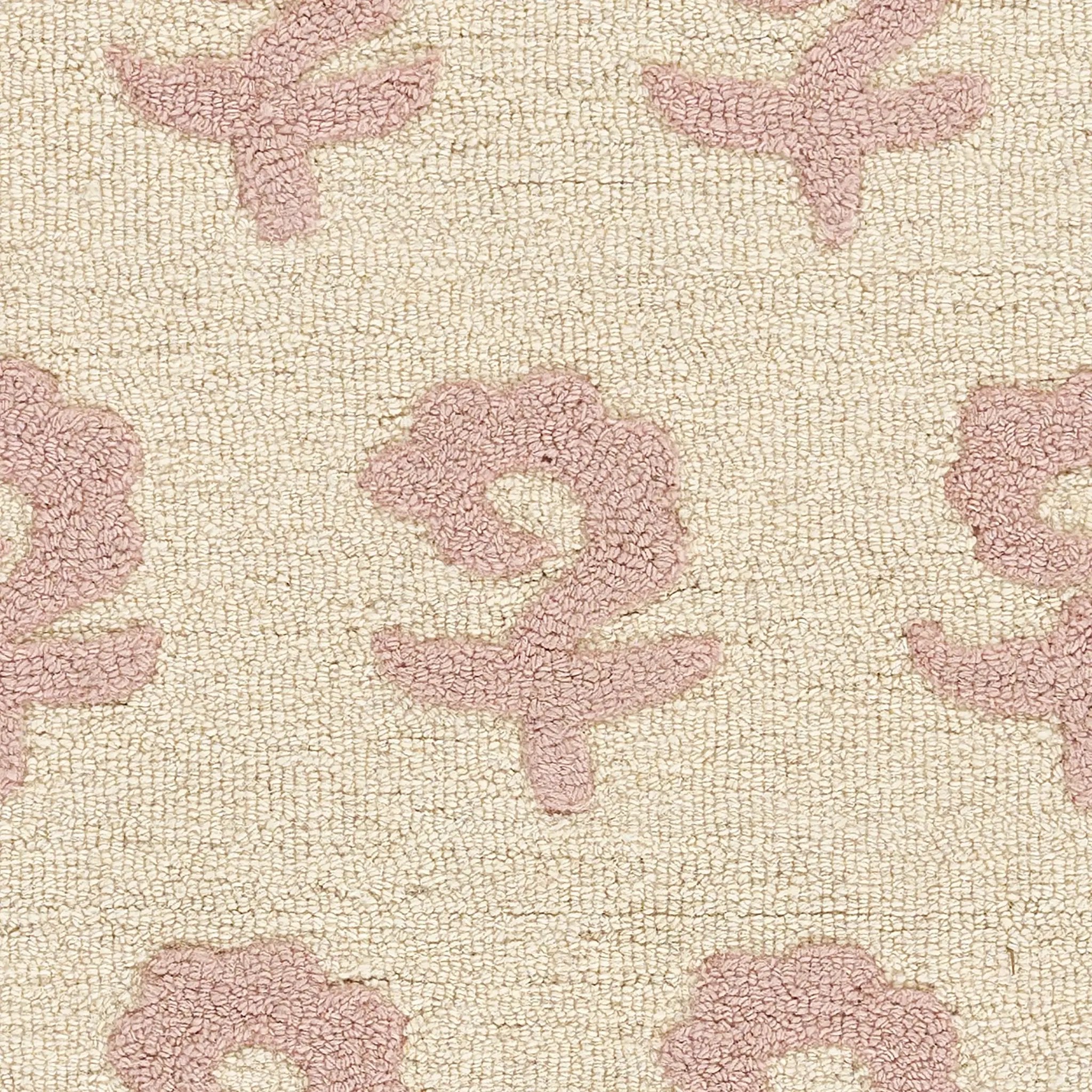 Lily LIY-2 Pink Area Rug by Momeni
