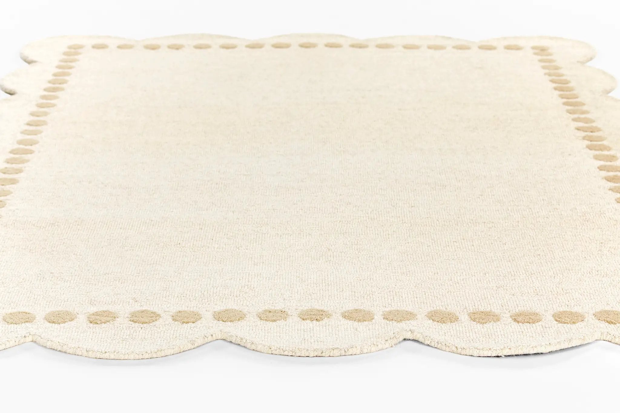Lily LIY-3 Ivory Area Rug by Momeni