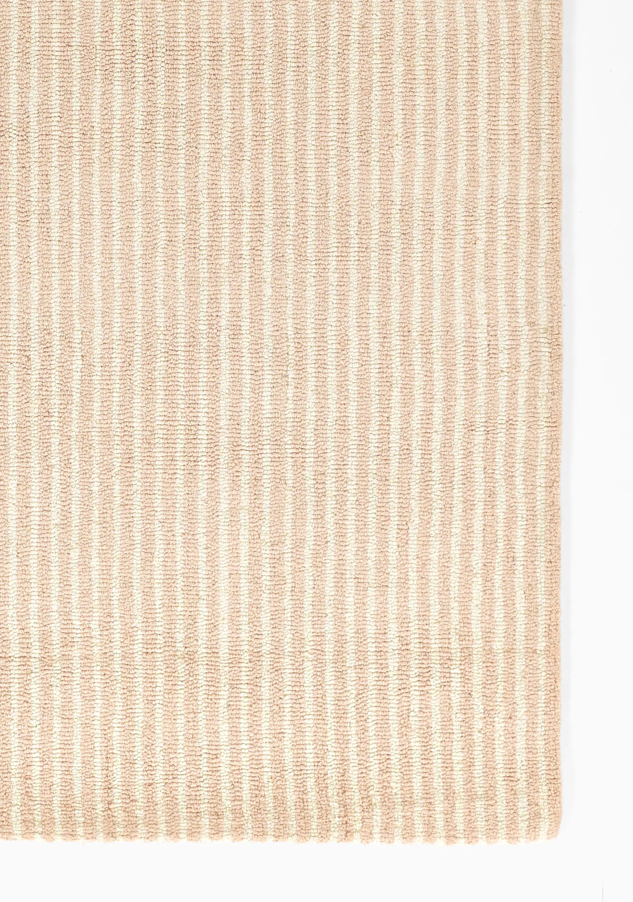 Lily LIY-5 Pink Area Rug by Momeni